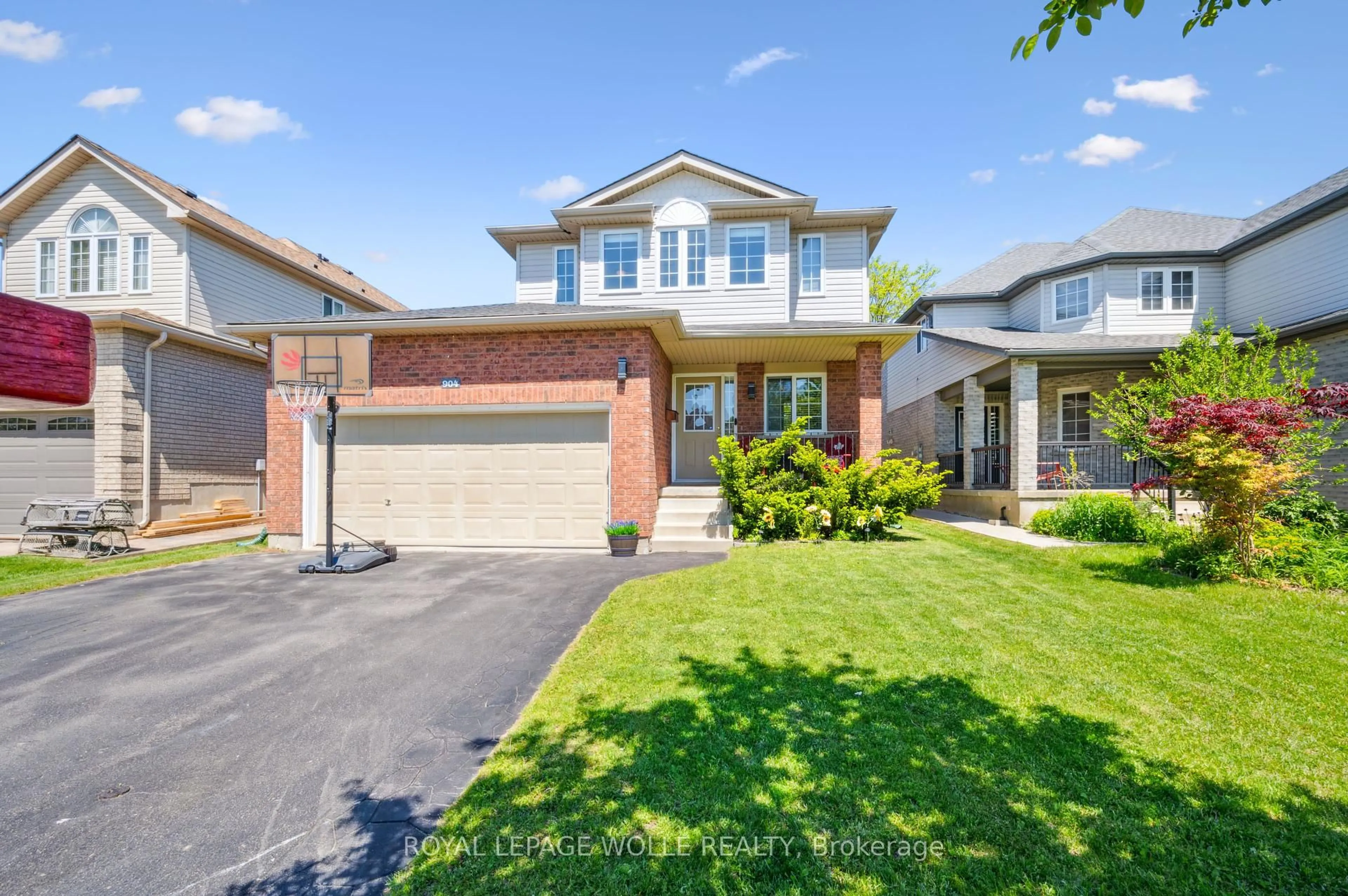 Unknown for 904 Rush Meadow Crt, Kitchener Ontario N2R 1K9