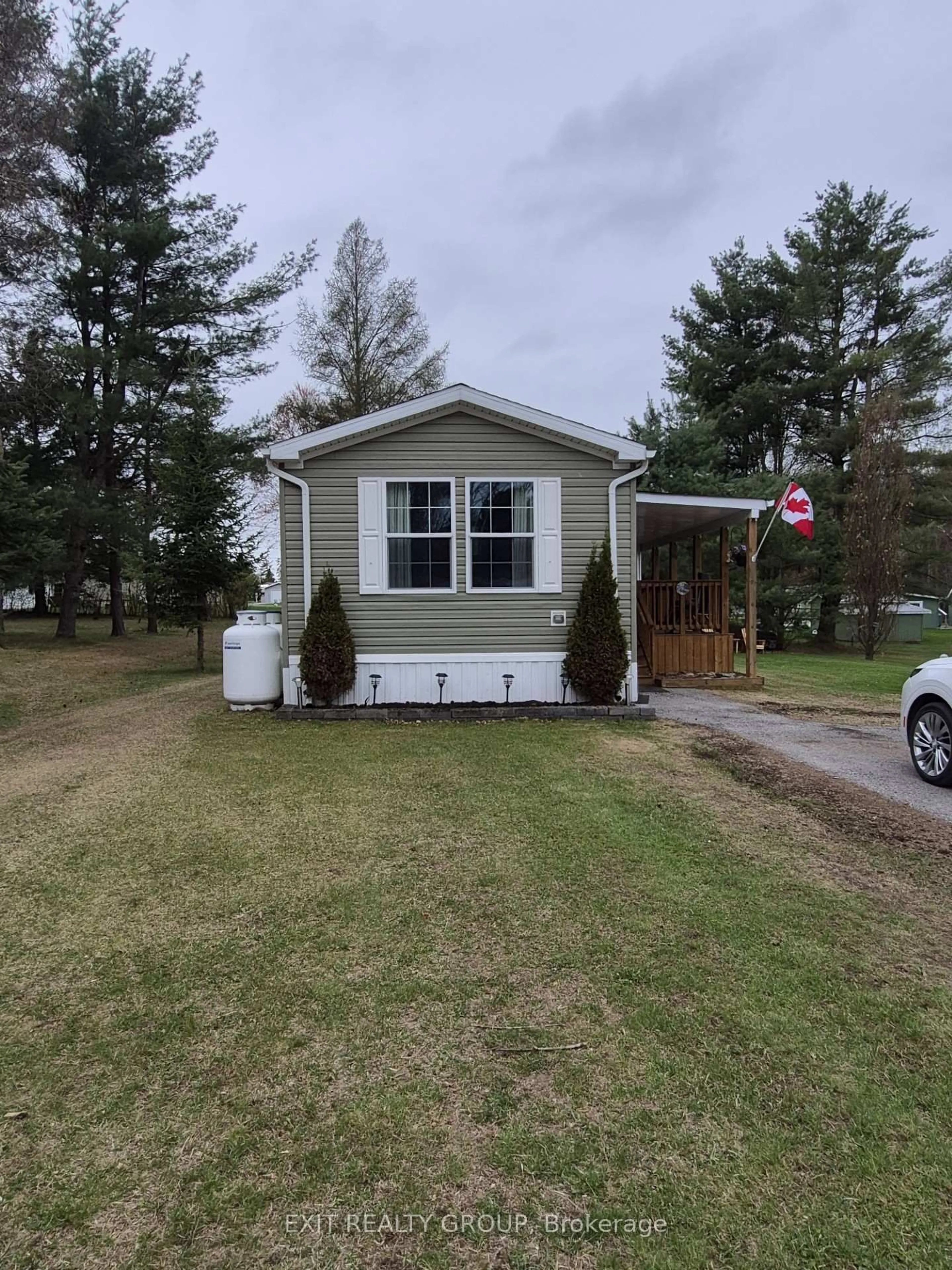 Home with vinyl exterior material, street for 96 Sama Park Rd, Havelock-Belmont-Methuen Ontario K0L 1Z0