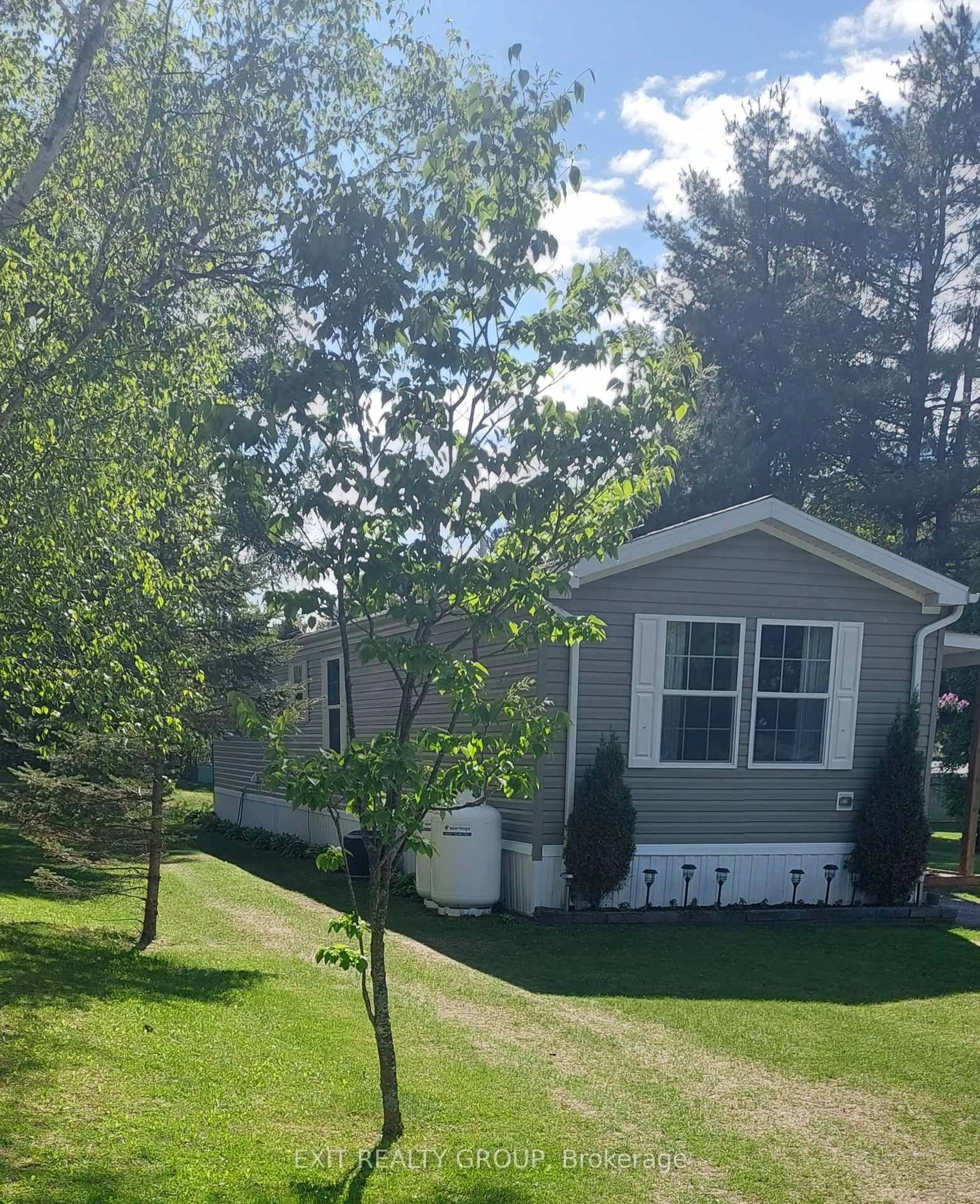 Home with vinyl exterior material, unknown for 96 Sama Park Rd, Havelock-Belmont-Methuen Ontario K0L 1Z0