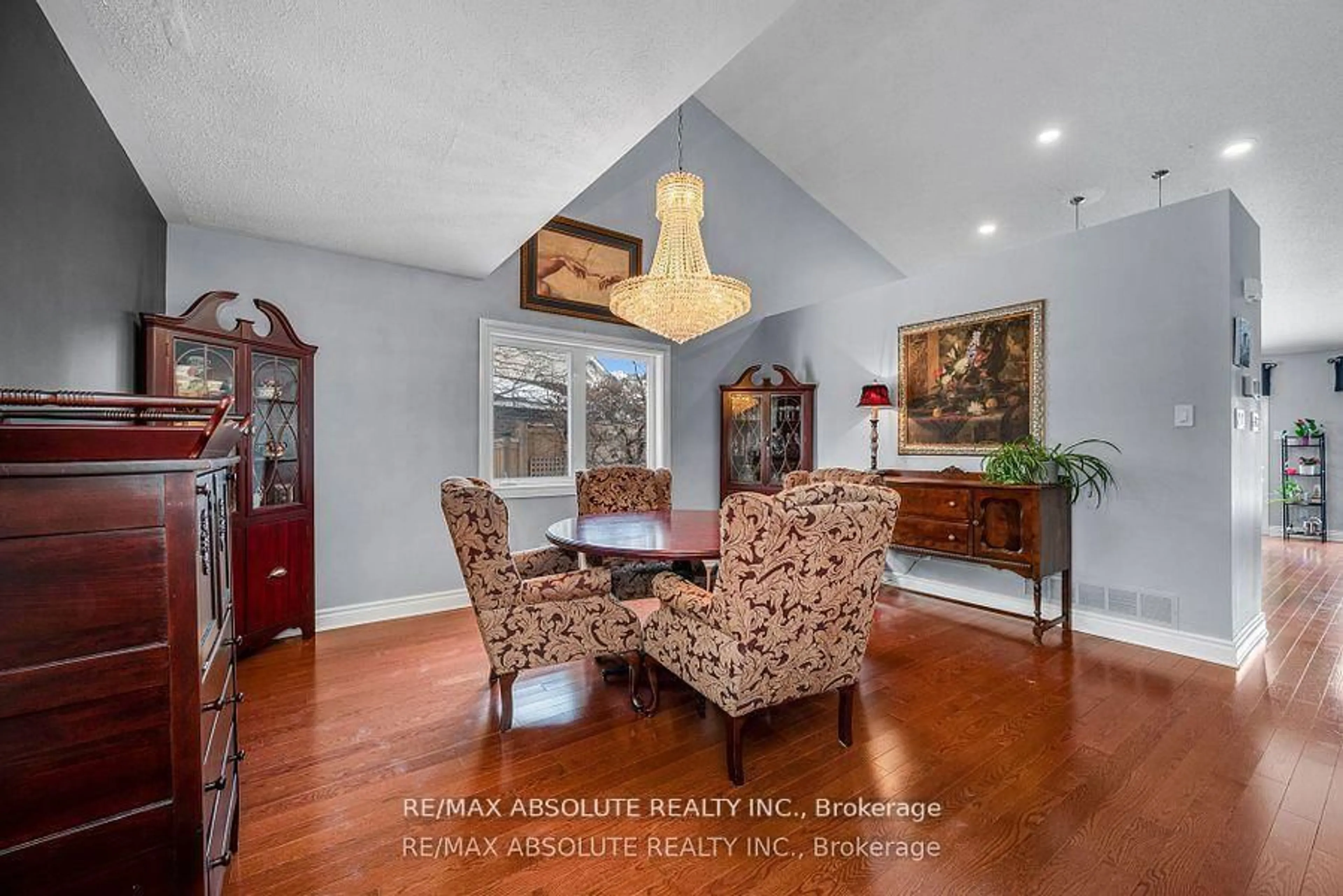 Dining room, unknown for 48 Settler's Ridge Way, Ottawa Ontario K2J 4V2