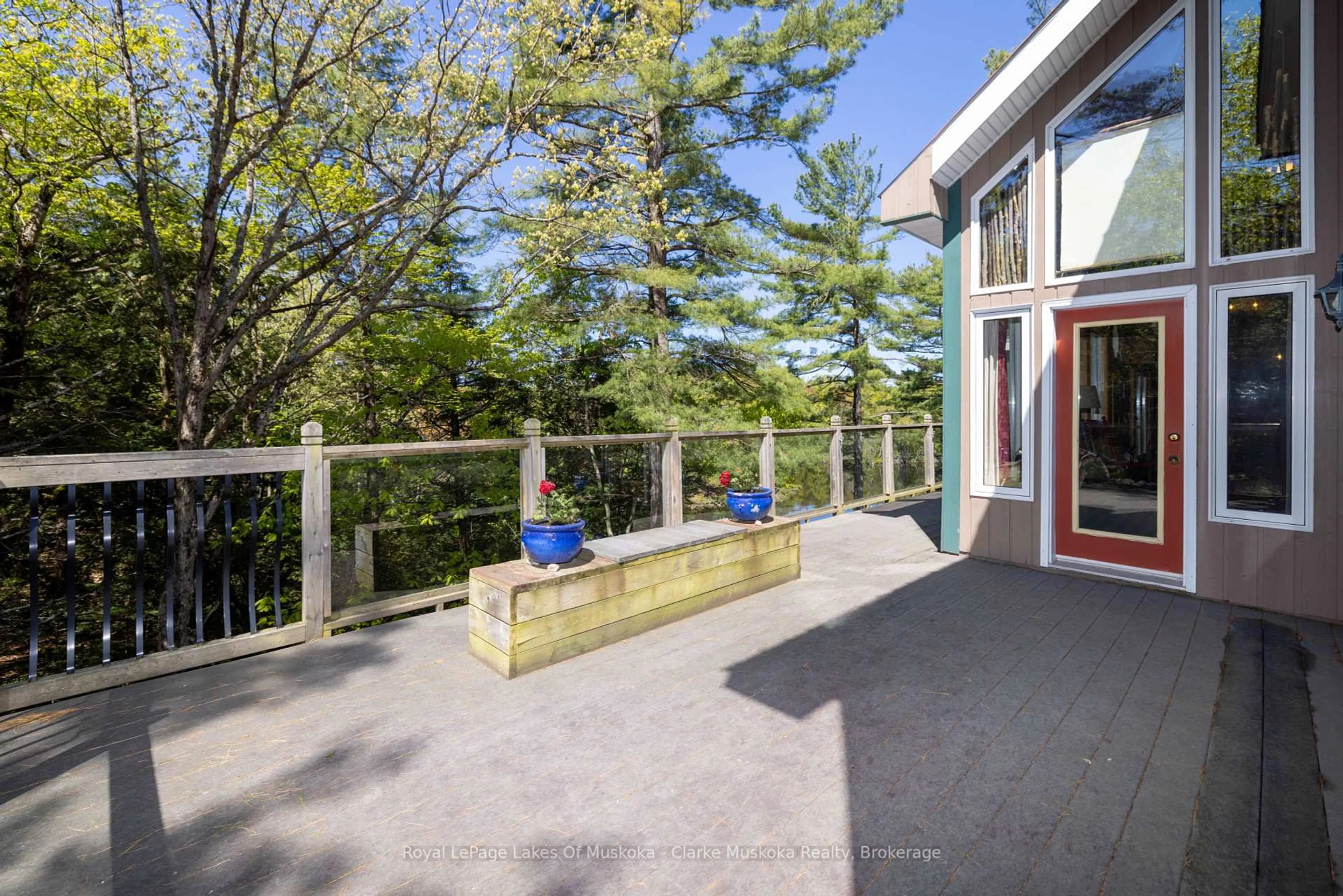 Patio, unknown for 733 Whites Falls Rd, Georgian Bay Ontario L0K 1S0