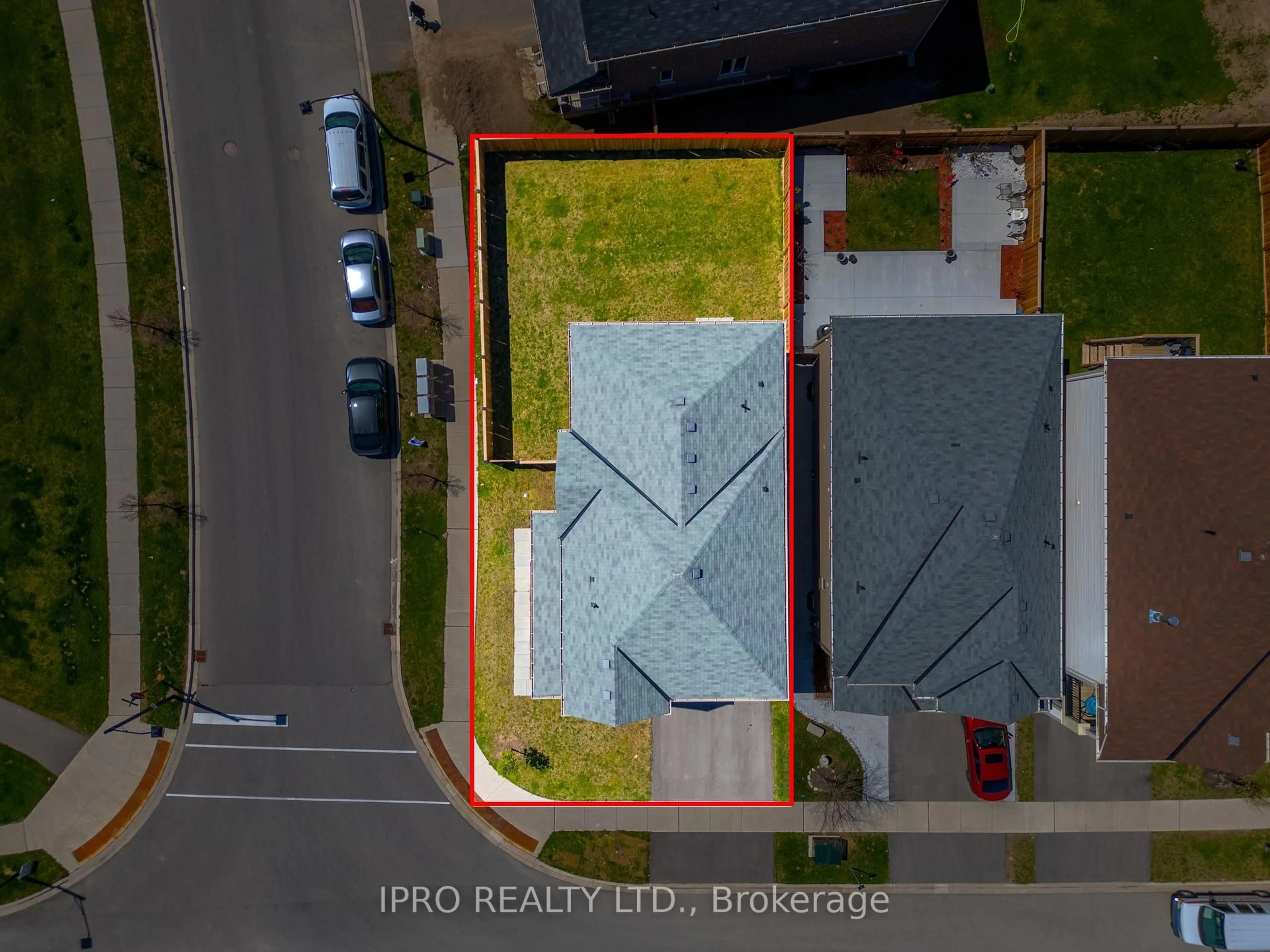 A pic from outside/outdoor area/front of a property/back of a property/a pic from drone, street for 42 Anderson Rd, Brantford Ontario N3T 0S2
