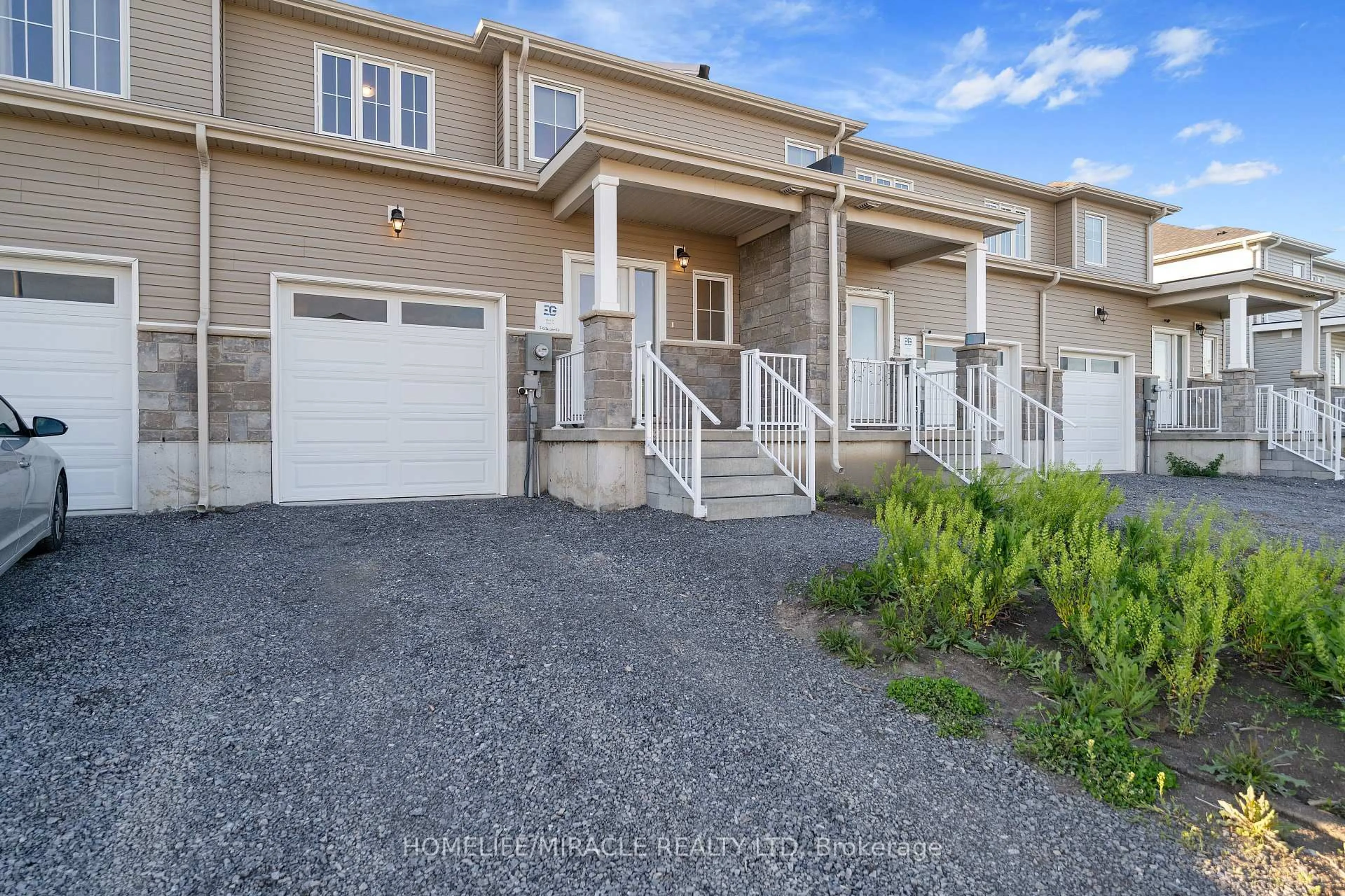Unknown for 5 Glacier Cres, Belleville Ontario K8N 0T6