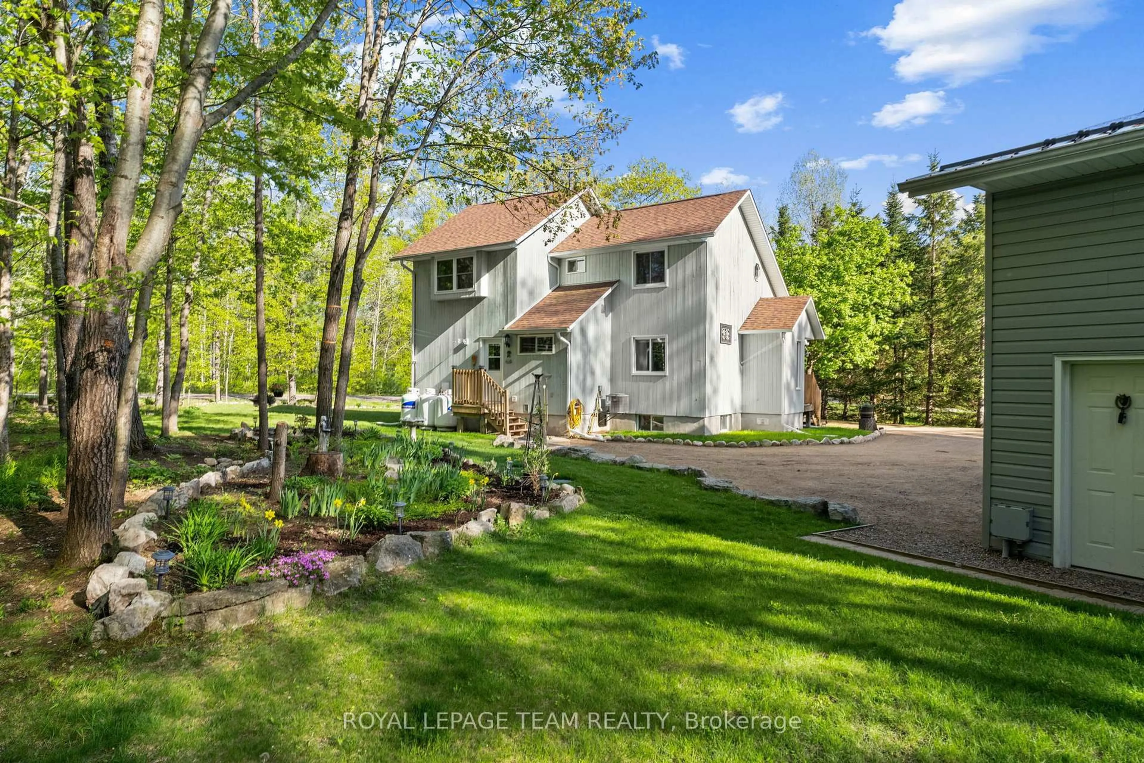 A pic from outside/outdoor area/front of a property/back of a property/a pic from drone, water/lake/river/ocean view for 600 Rantz Rd, Petawawa Ontario K8H 2W8