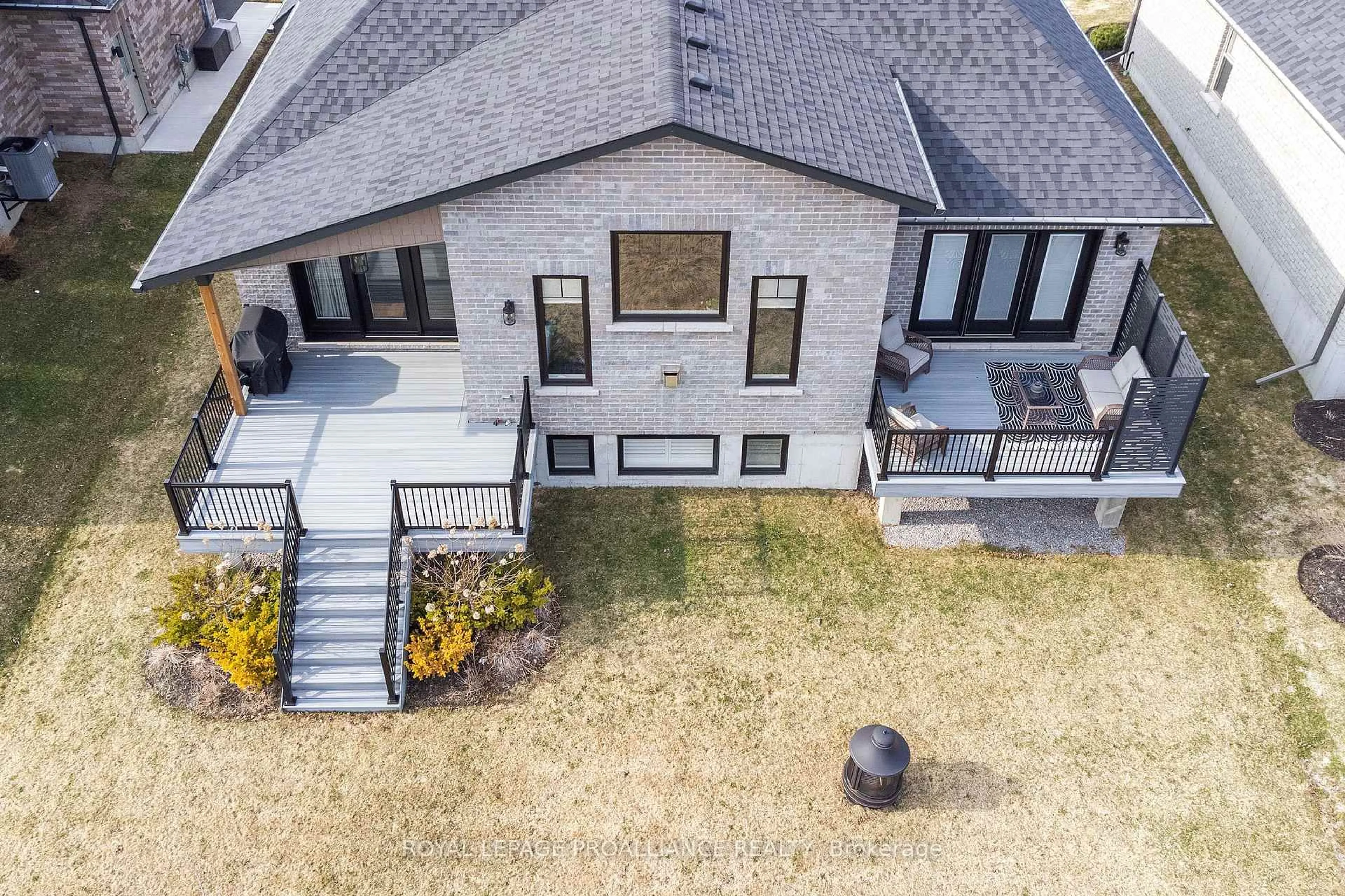 A pic from outside/outdoor area/front of a property/back of a property/a pic from drone, unknown for 24 Cardinal Crt, Brighton Ontario K0K 1H0