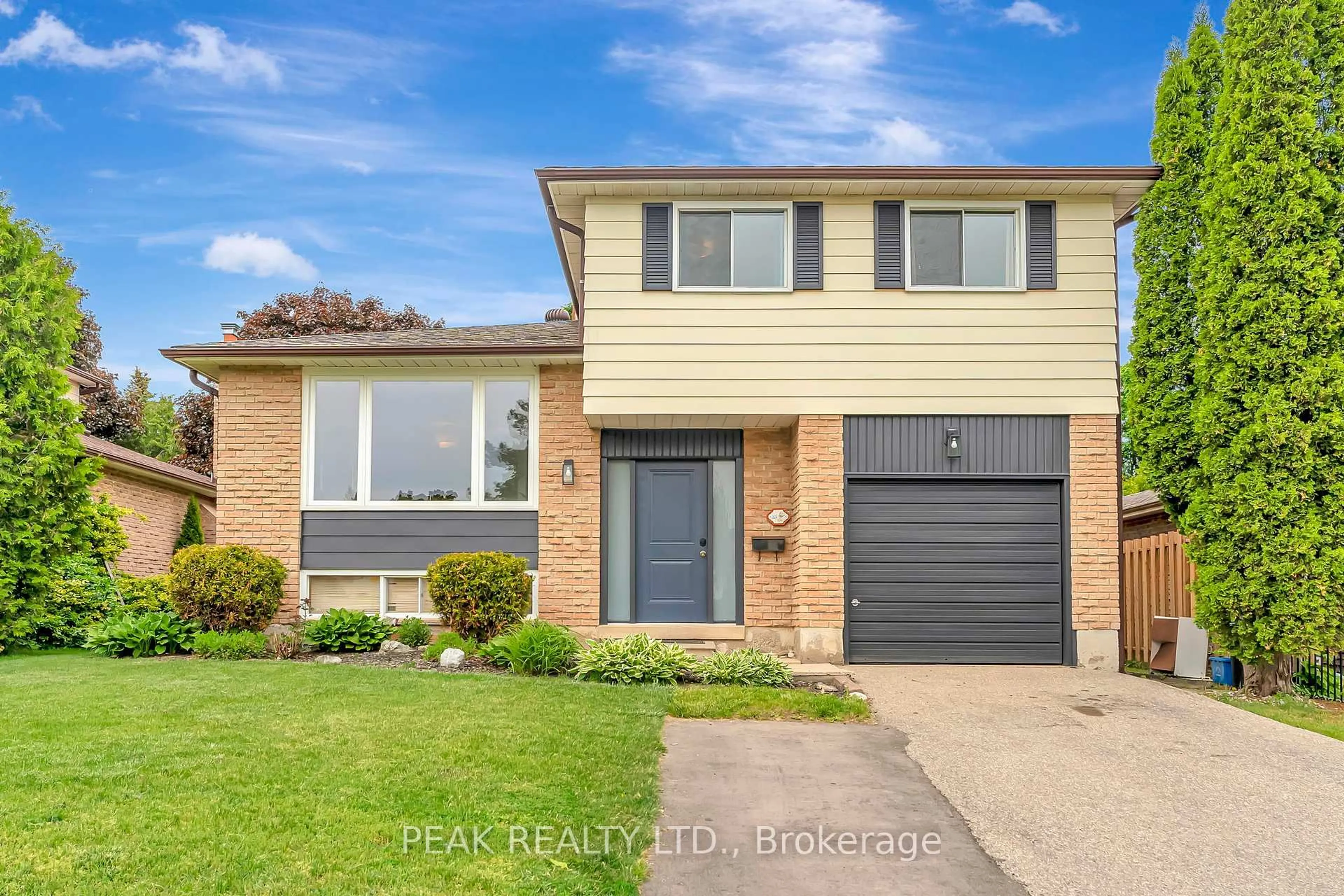 Home with brick exterior material, street for 25 Trillium Way, Brant Ontario N3L 3P9