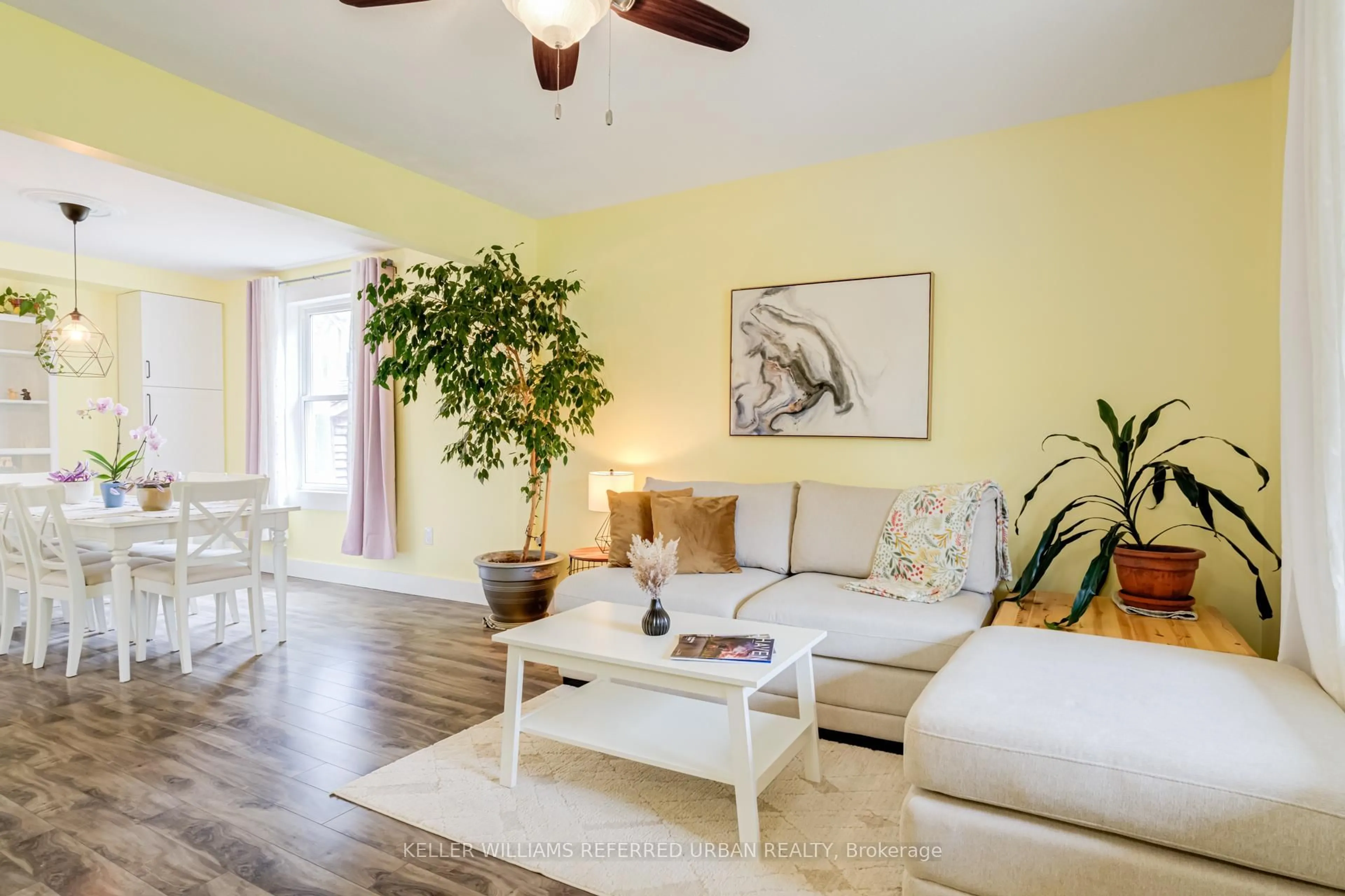 Living room with furniture, wood/laminate floor for 337 Dover St, Cambridge Ontario N3H 1L6