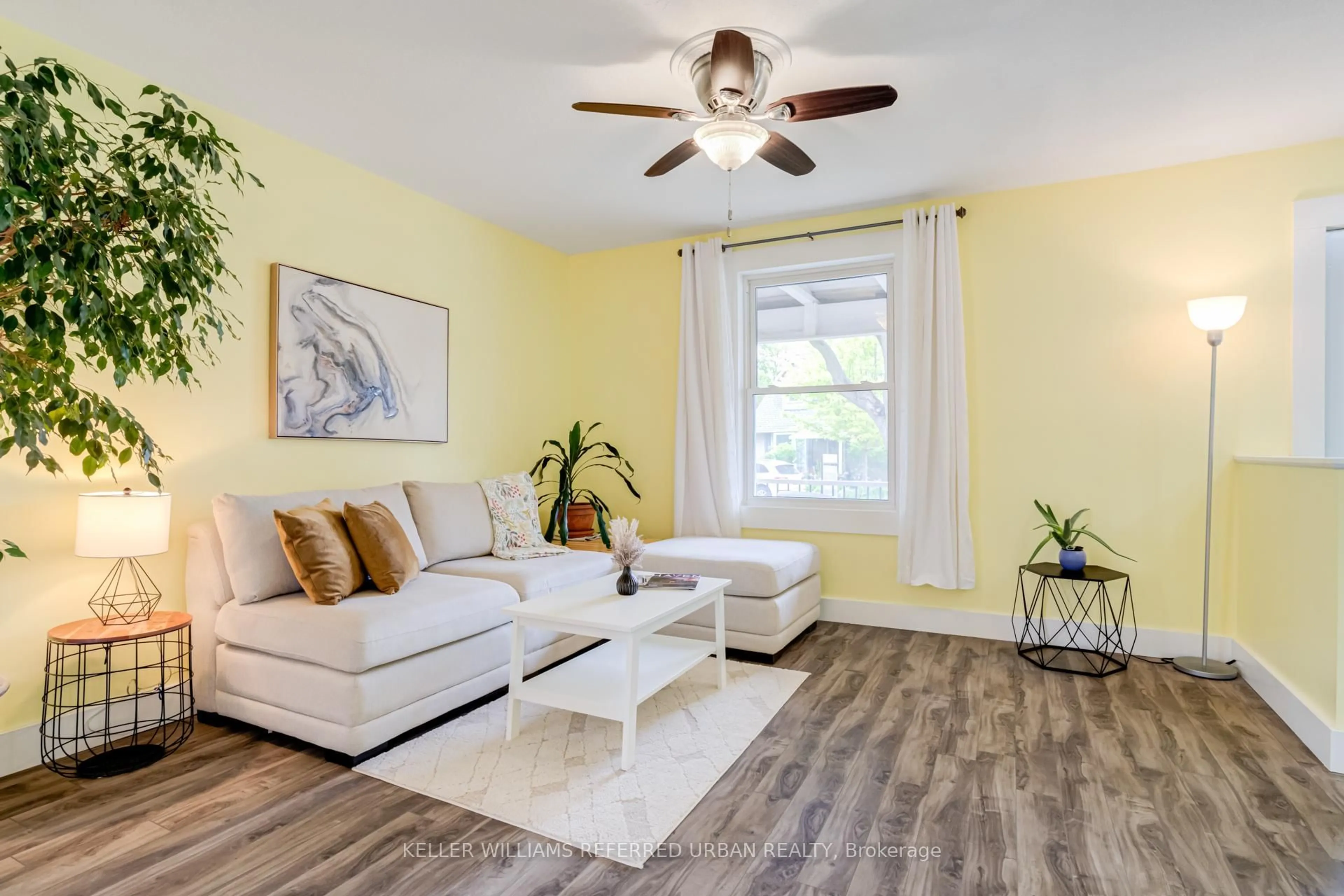 Living room with furniture, wood/laminate floor for 337 Dover St, Cambridge Ontario N3H 1L6