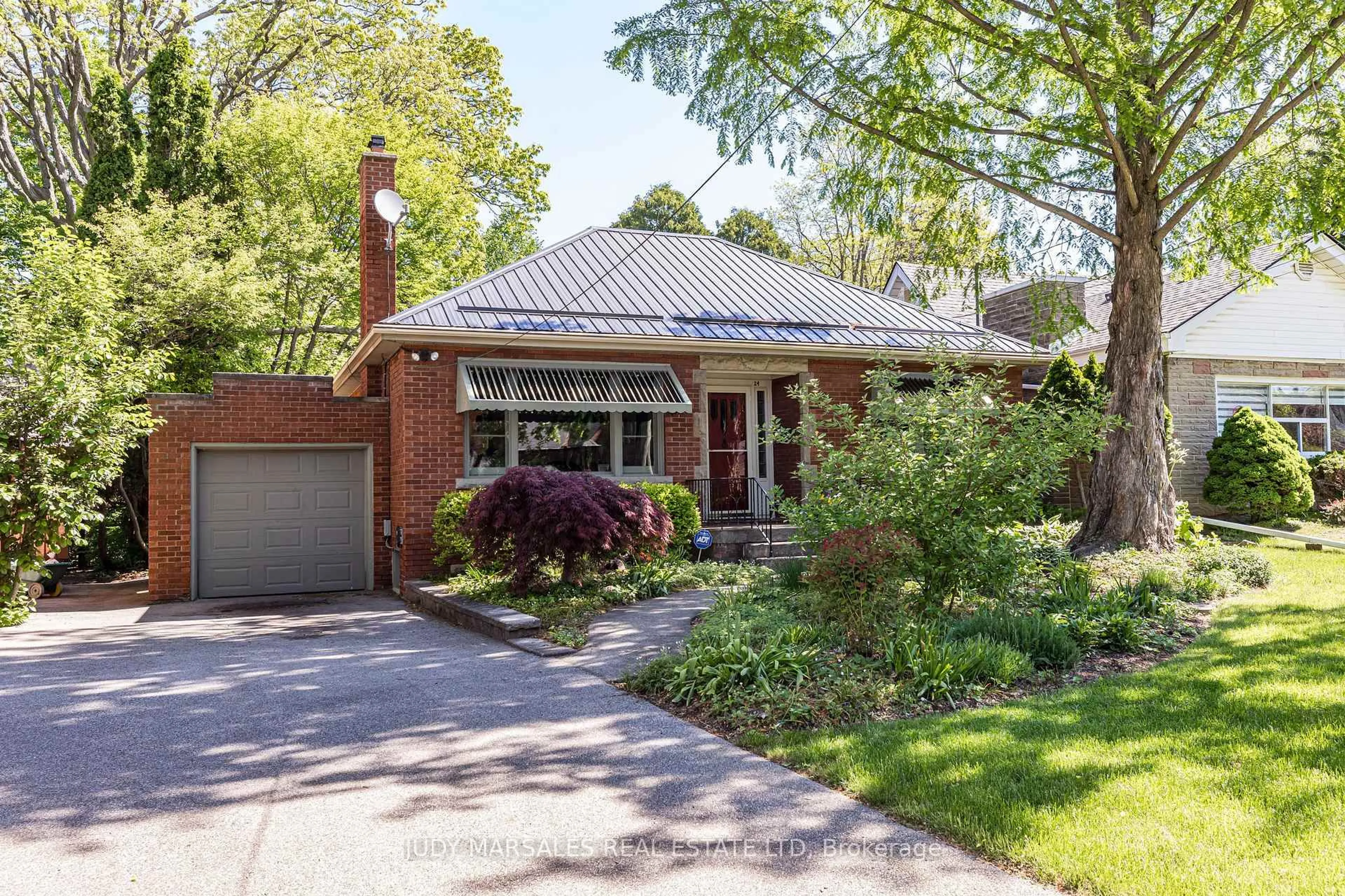 Home with brick exterior material, street for 24 Binkley Cres, Hamilton Ontario L8S 3K9