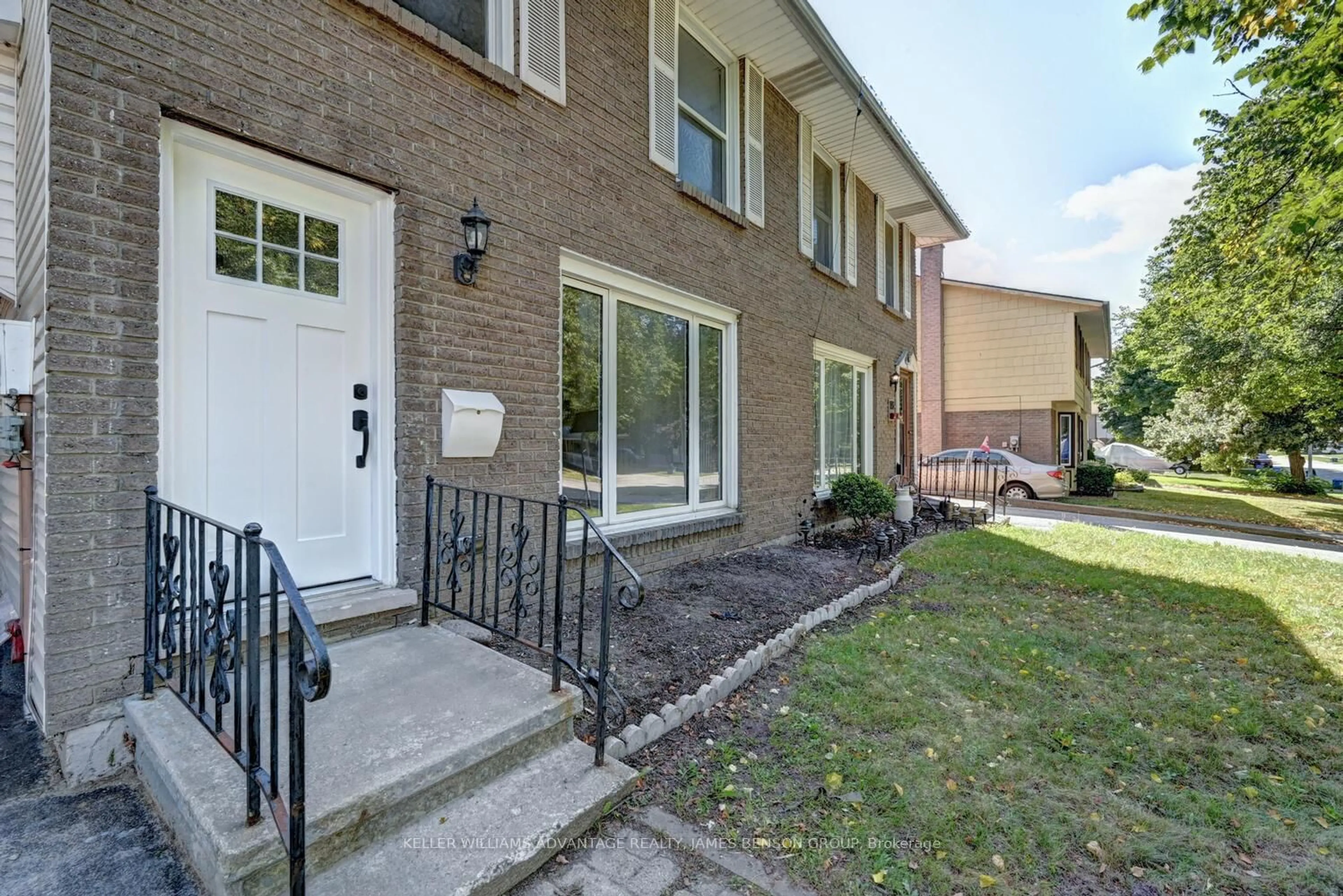Home with brick exterior material, street for 198 The Greenway N/A, Cambridge Ontario N1R 6L9