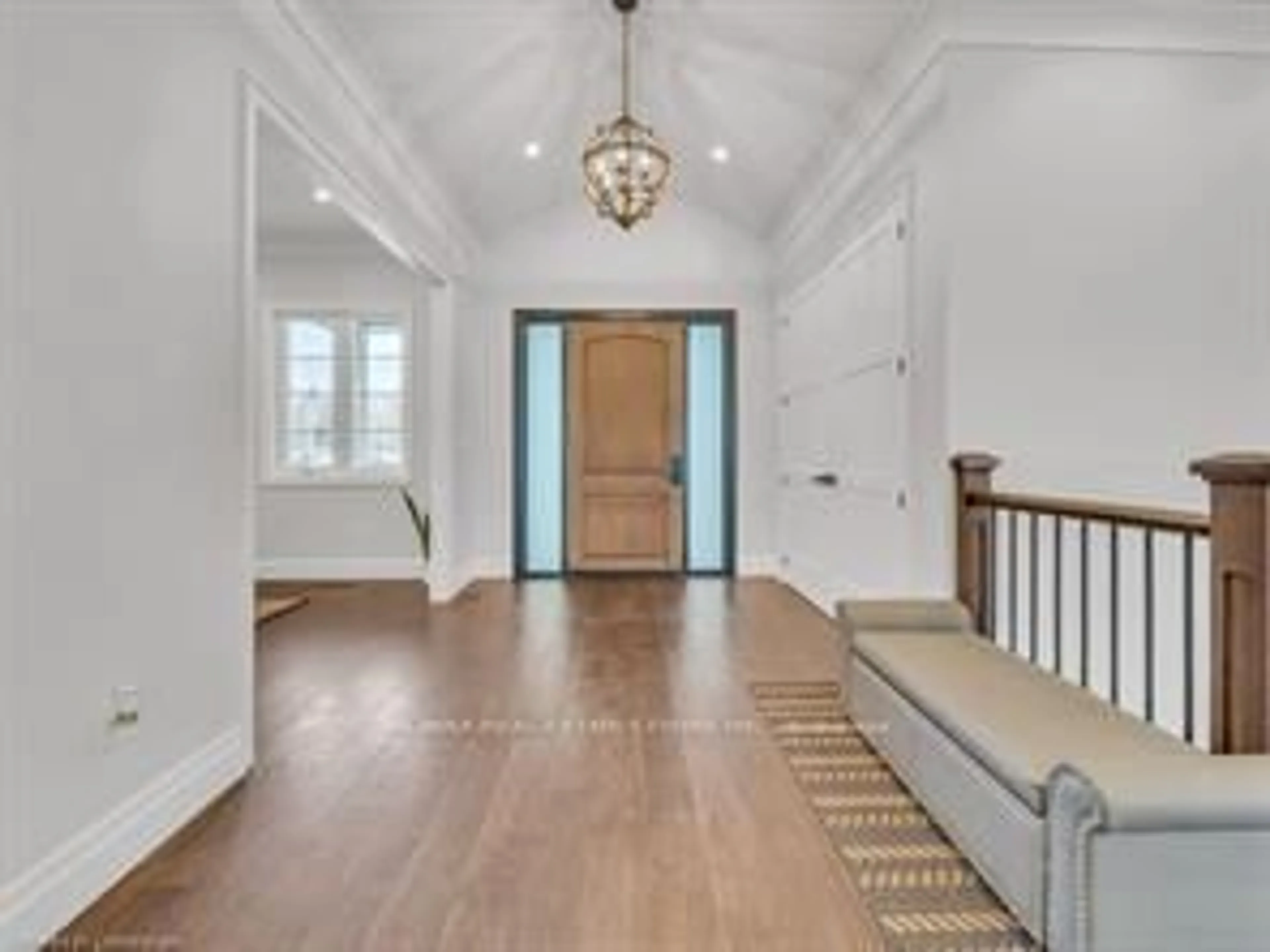 Indoor entryway for 1011 TOWNLINE Rd, Puslinch Ontario N0B 2J0