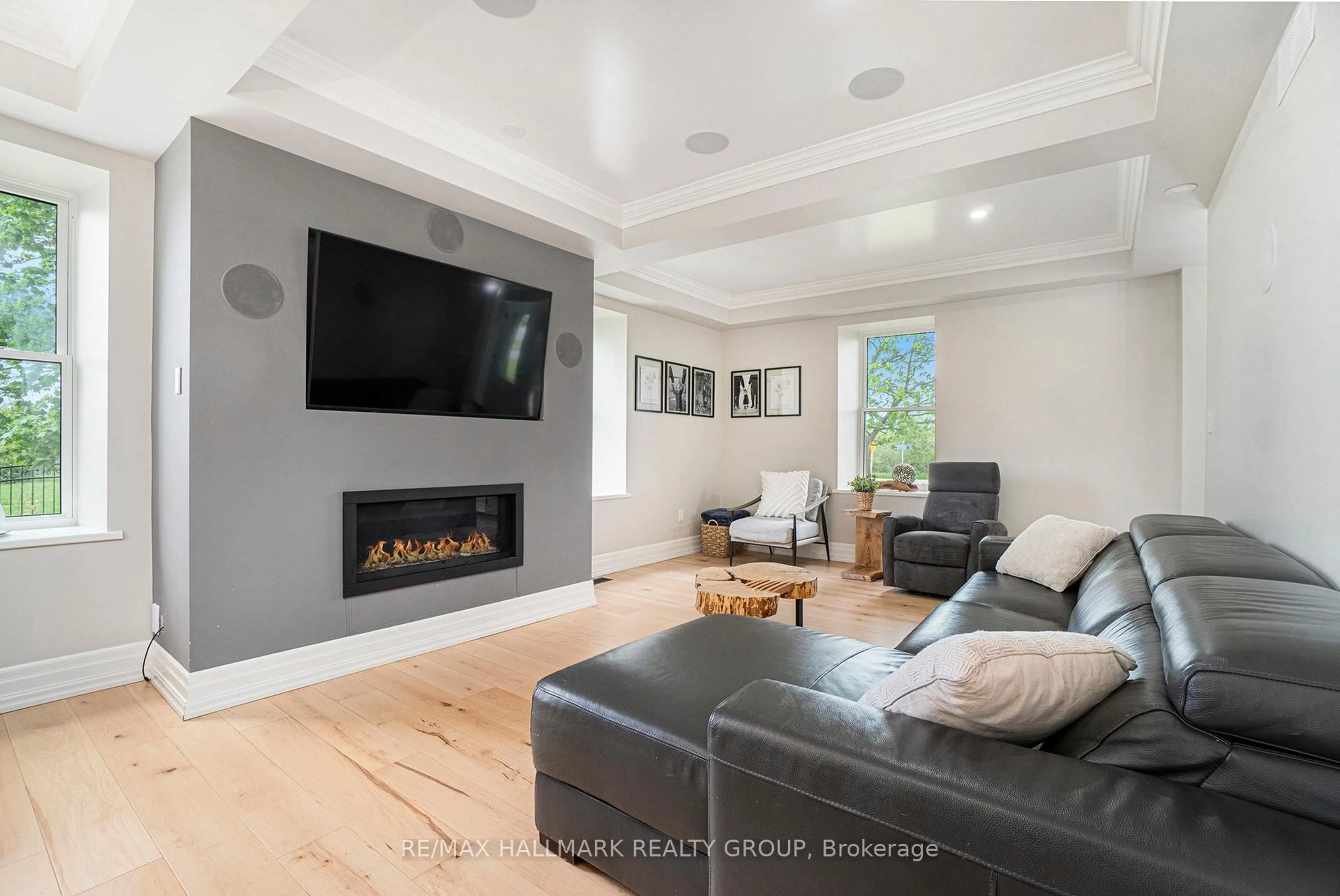 Living room with furniture, unknown for 4501 Kilkenny Rd, Elizabethtown-Kitley Ontario K6T 1A1