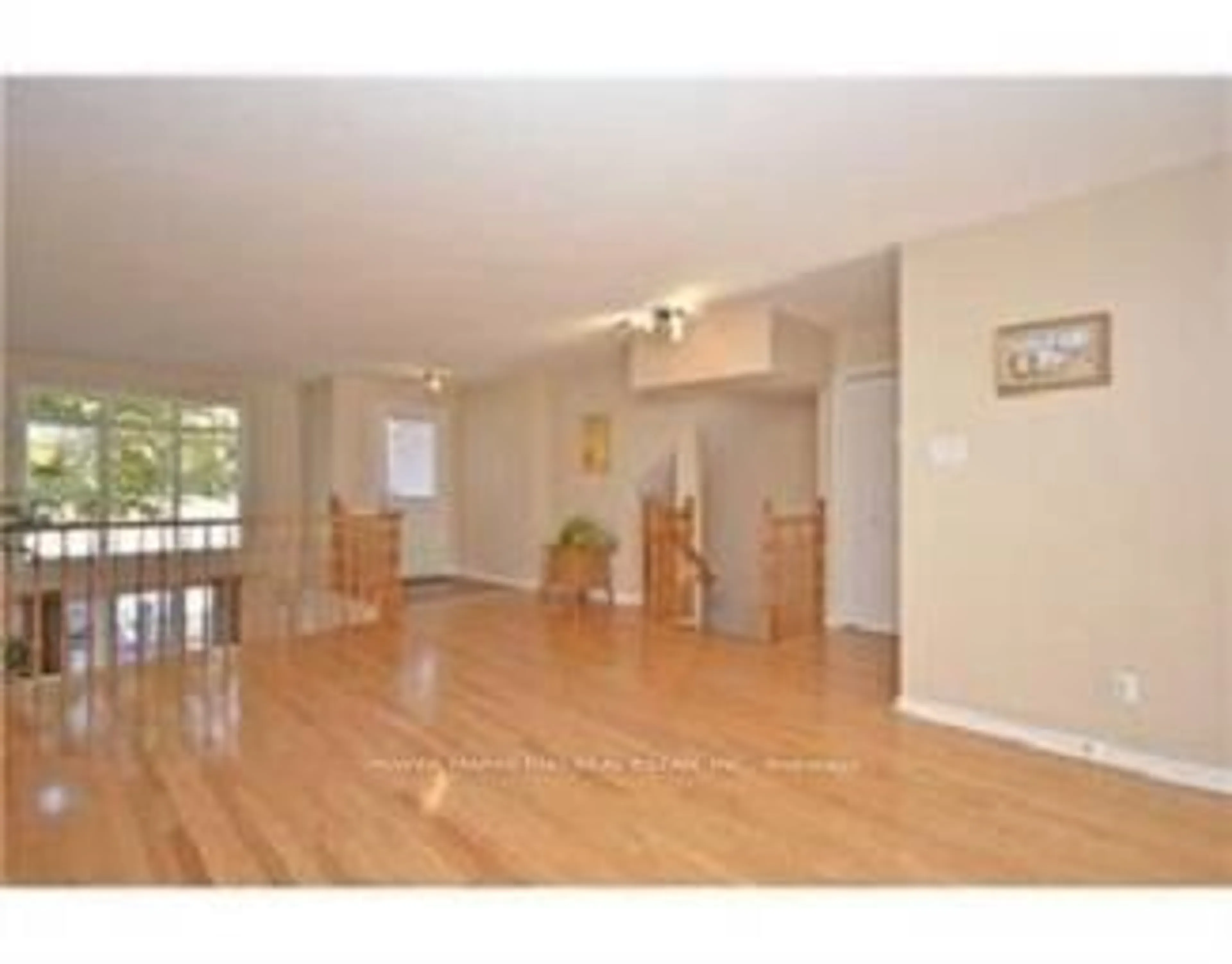 A pic of a room for 1701 BLOHM Dr #10, Ottawa Ontario K1G 6N6