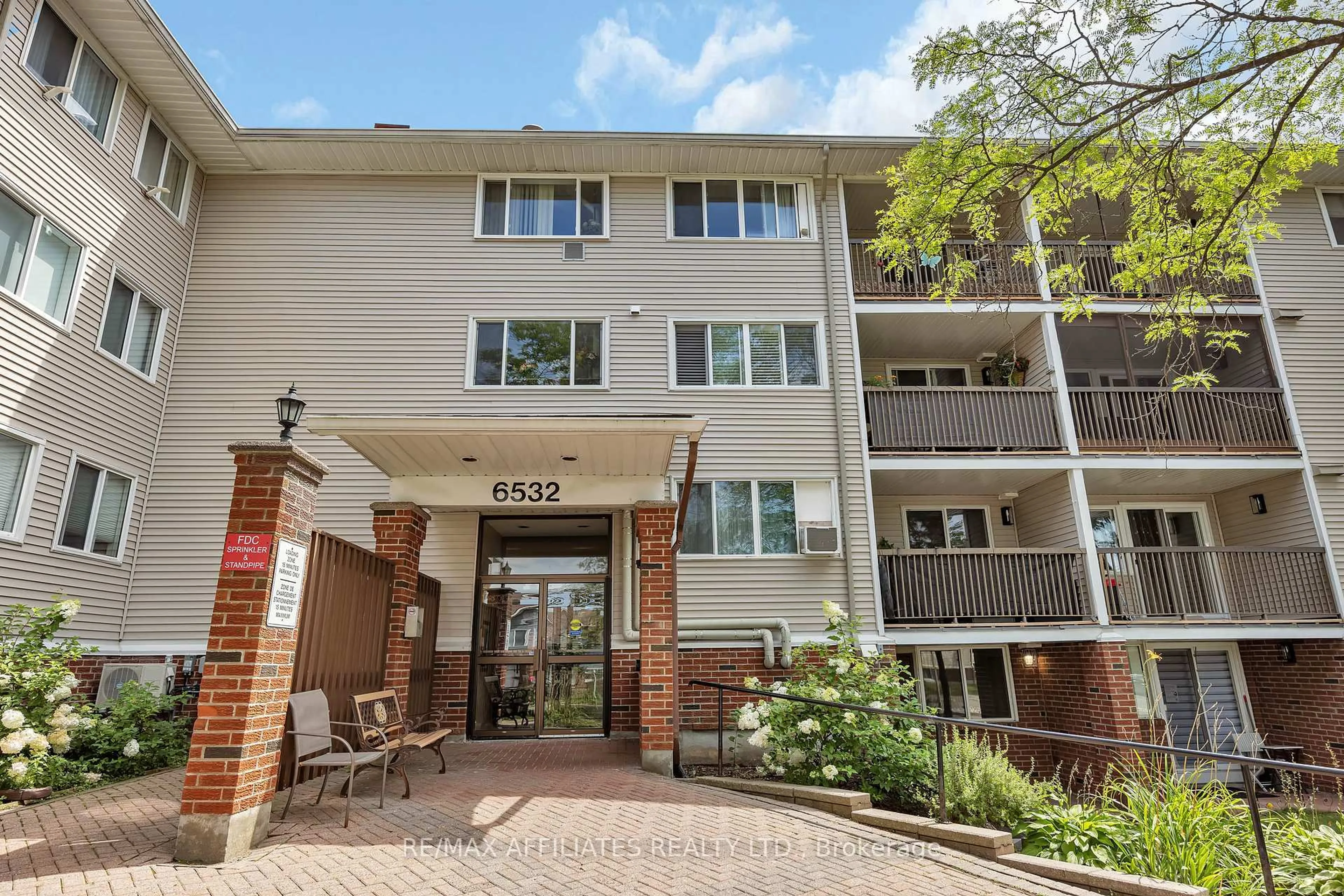 Unknown for 6532 Bilberry Dr #307, Ottawa Ontario K1C 4N9