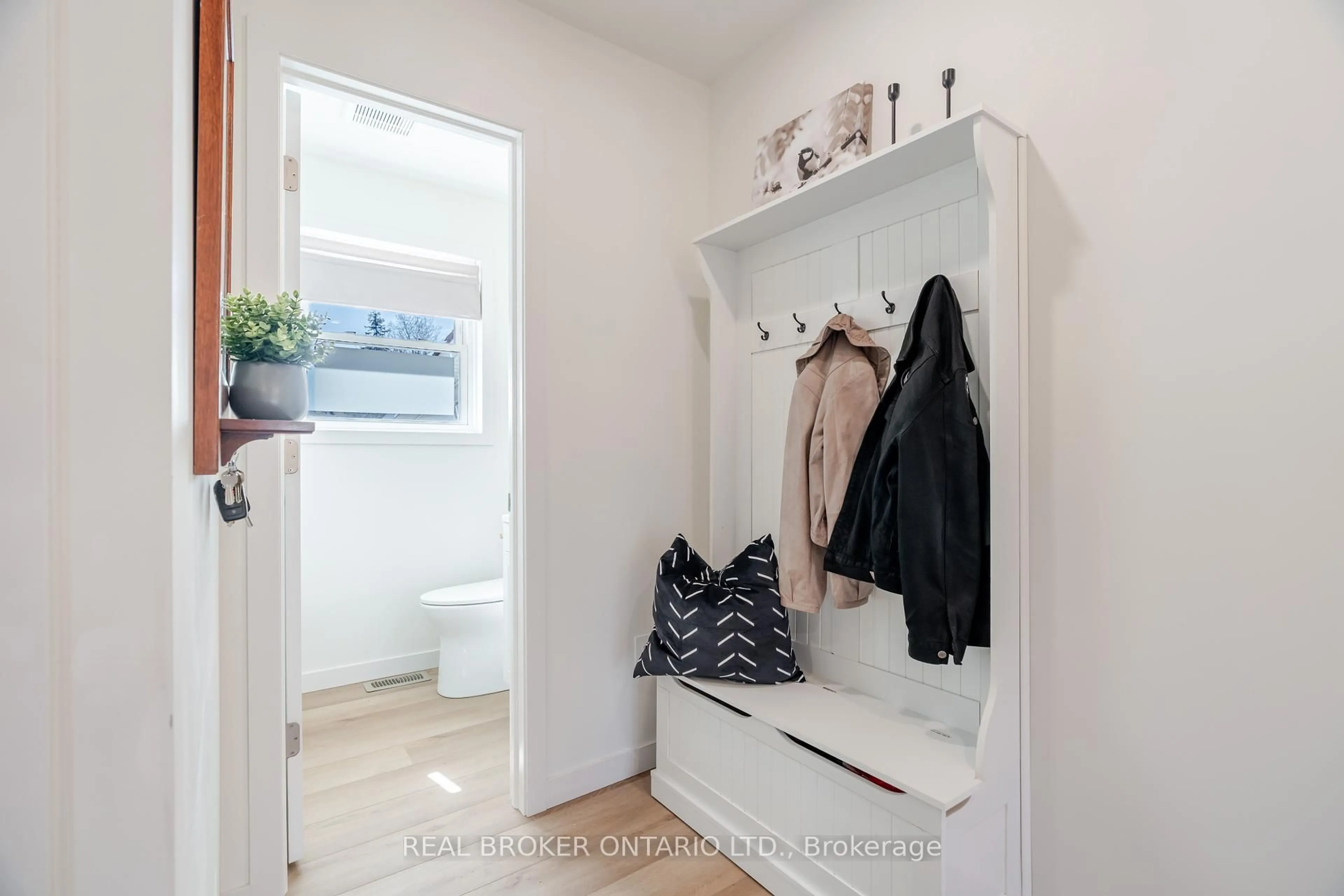 Laundry room for 1670 Athans Ave, Ottawa Ontario K1T 1L1