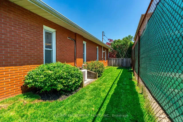 Additional property image - 238 West 15th St