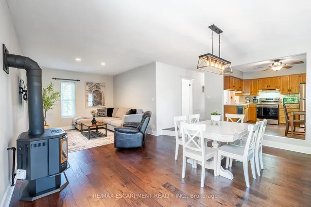 Additional property image - 238 West 15th St