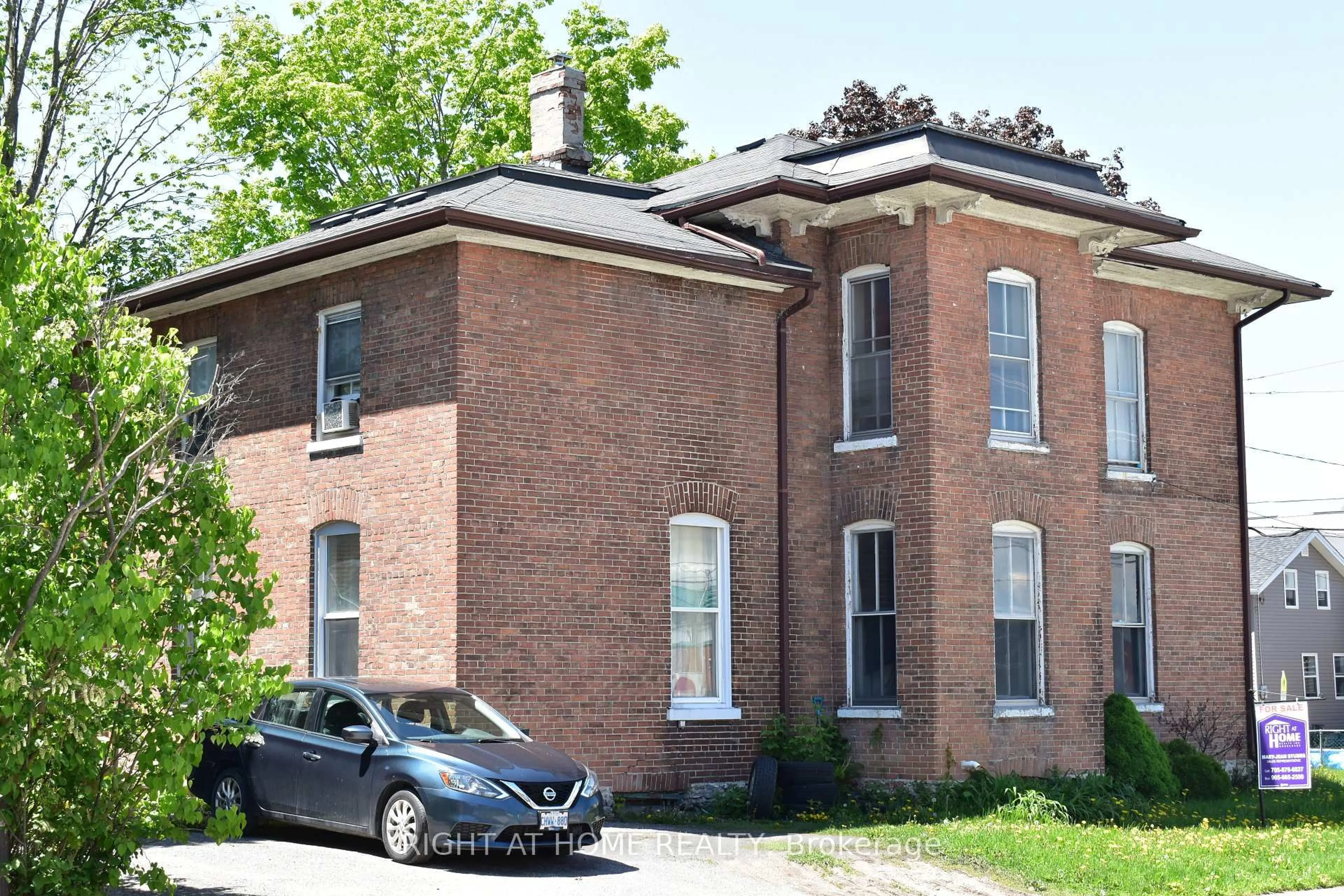 Home with brick exterior material, street for 23 Glenelg St, Kawartha Lakes Ontario K9V 2T9
