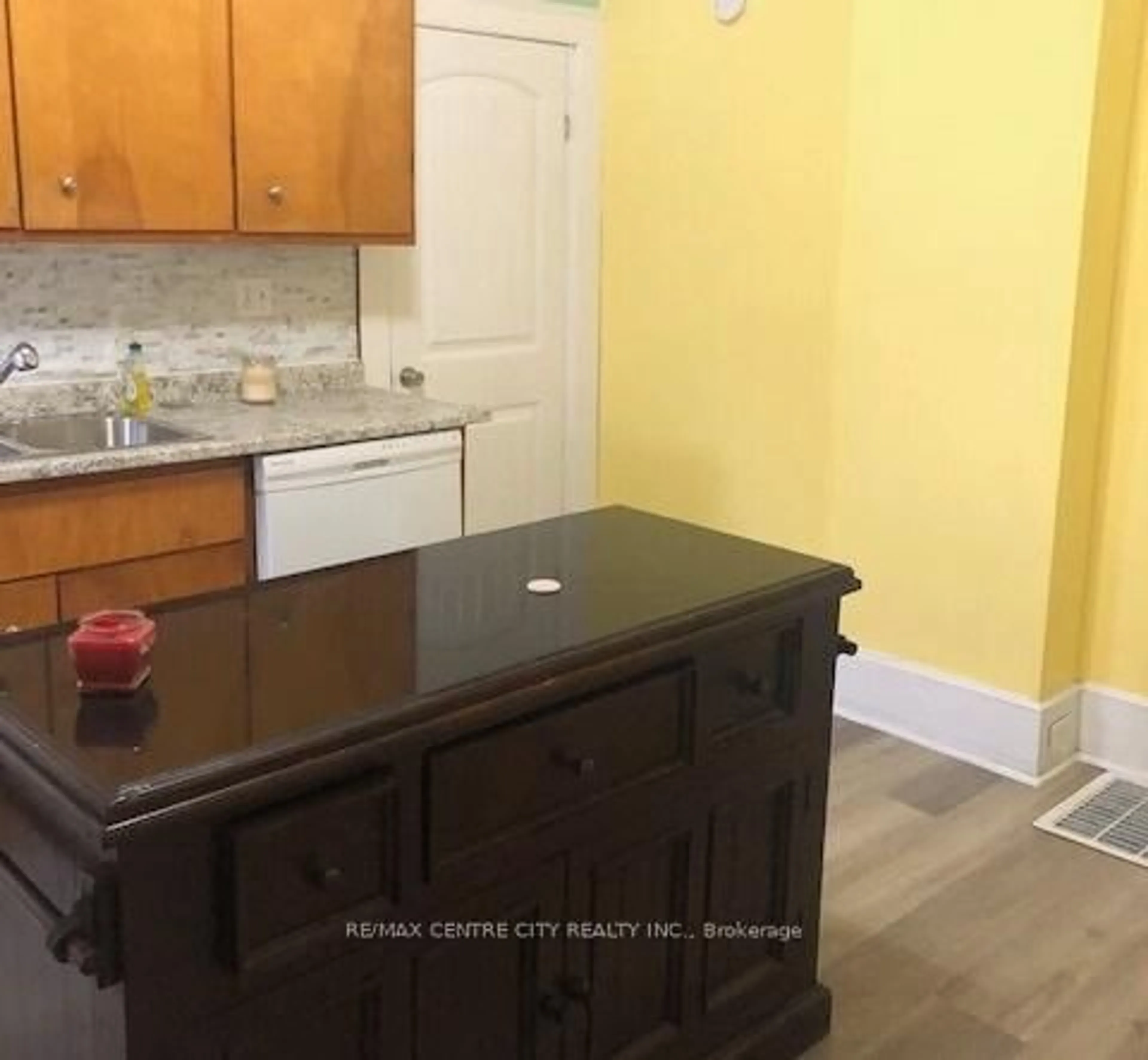 Unknown for 171 Sydenham St, Aylmer Ontario N5H 1L6