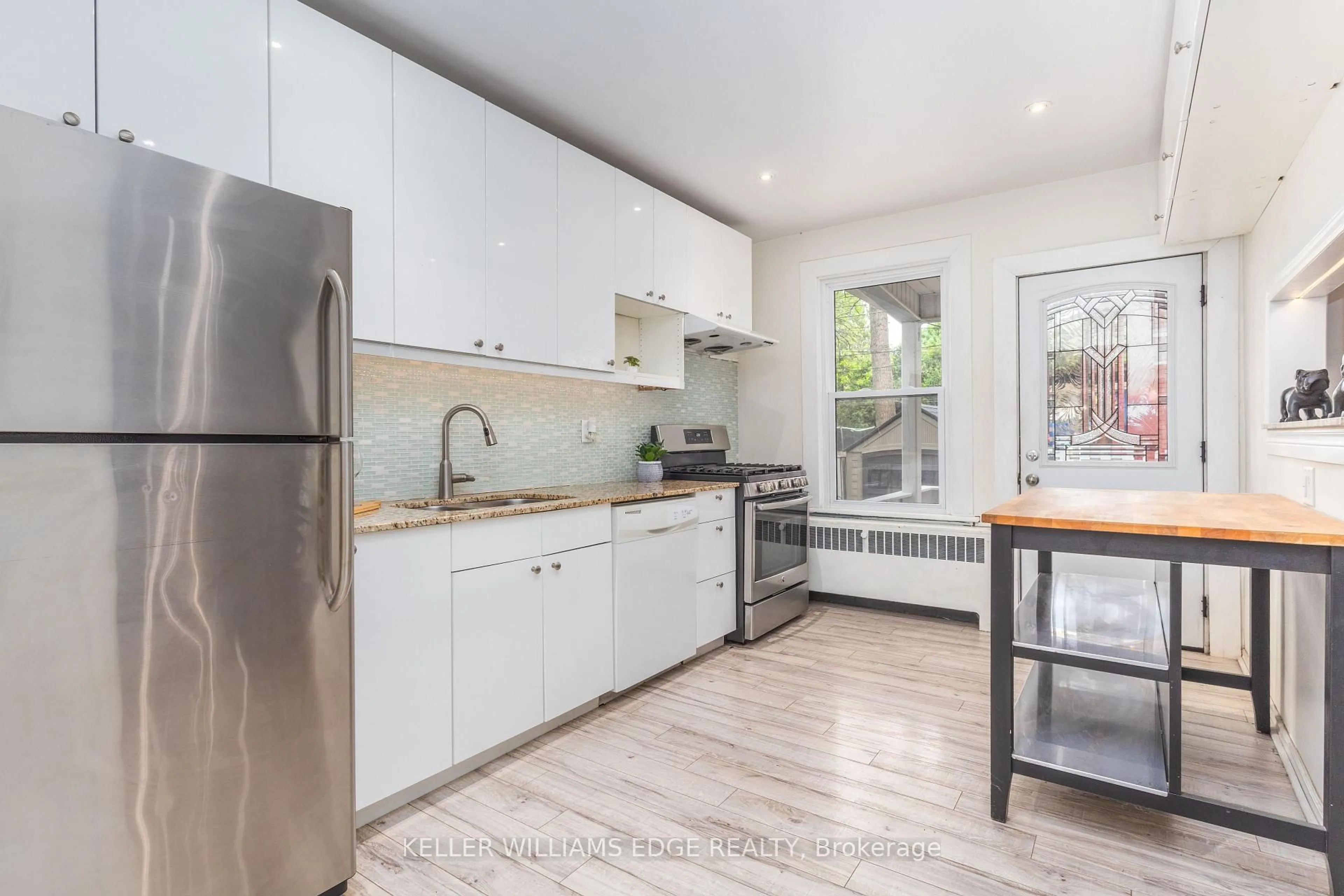 Open concept kitchen, unknown for 20 Barnesdale Ave, Hamilton Ontario L8L 6R6