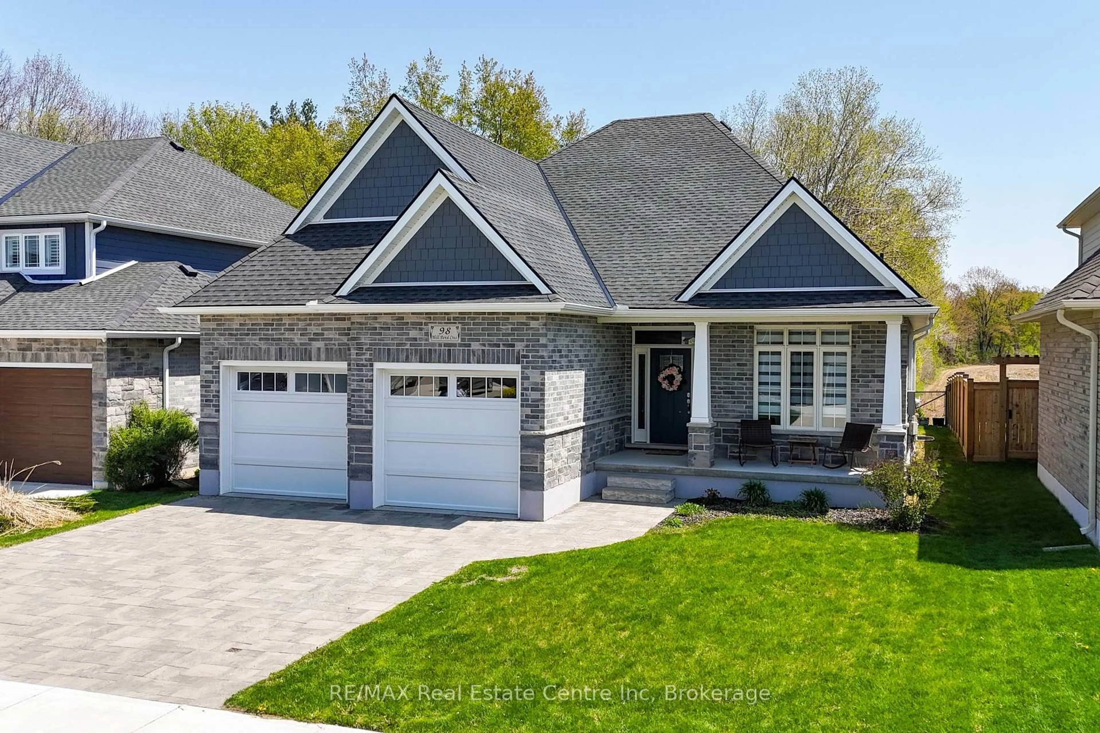 Home with brick exterior material, street for 98 Mill Pond Cres, Thames Centre Ontario N0L 1G5