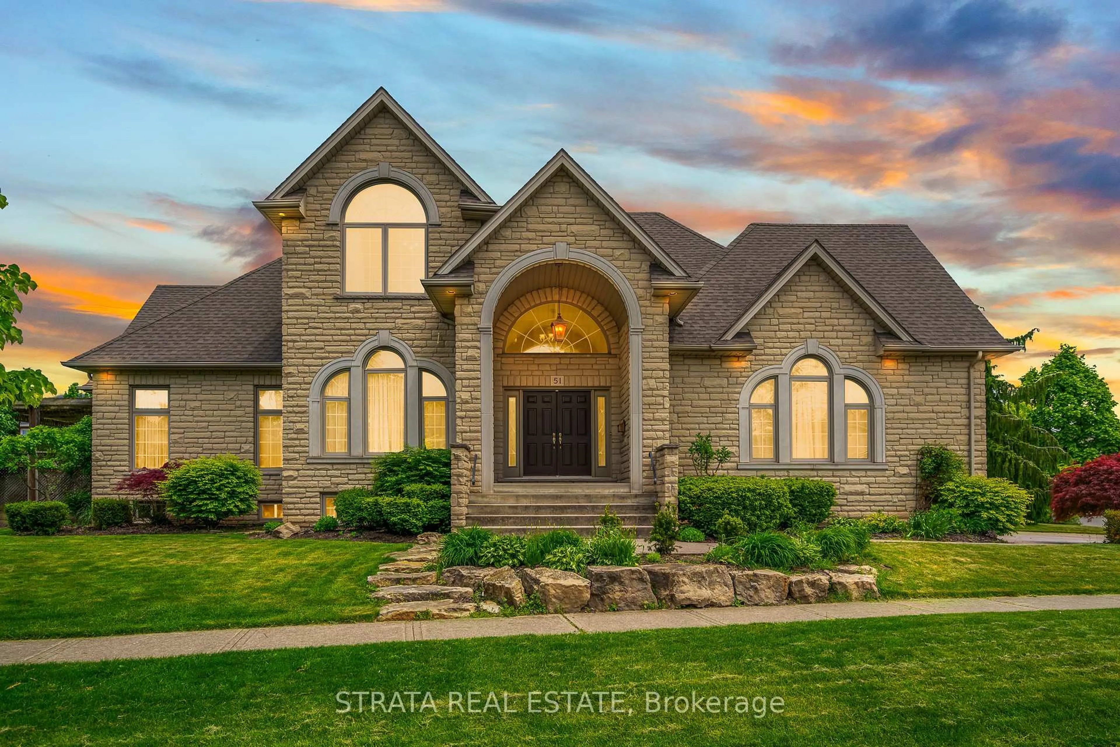 Home with brick exterior material, street for 51 Breckenridge Blvd, St. Catharines Ontario L2W 1C3