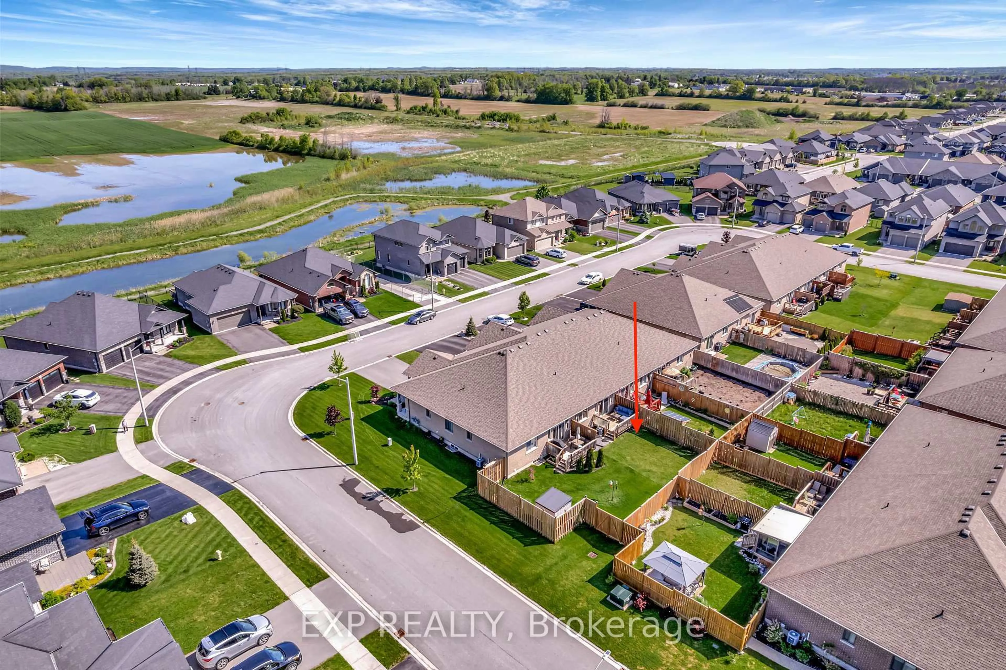 A pic from outside/outdoor area/front of a property/back of a property/a pic from drone, water/lake/river/ocean view for 31 Farmington Cres, Belleville Ontario K8N 0J9