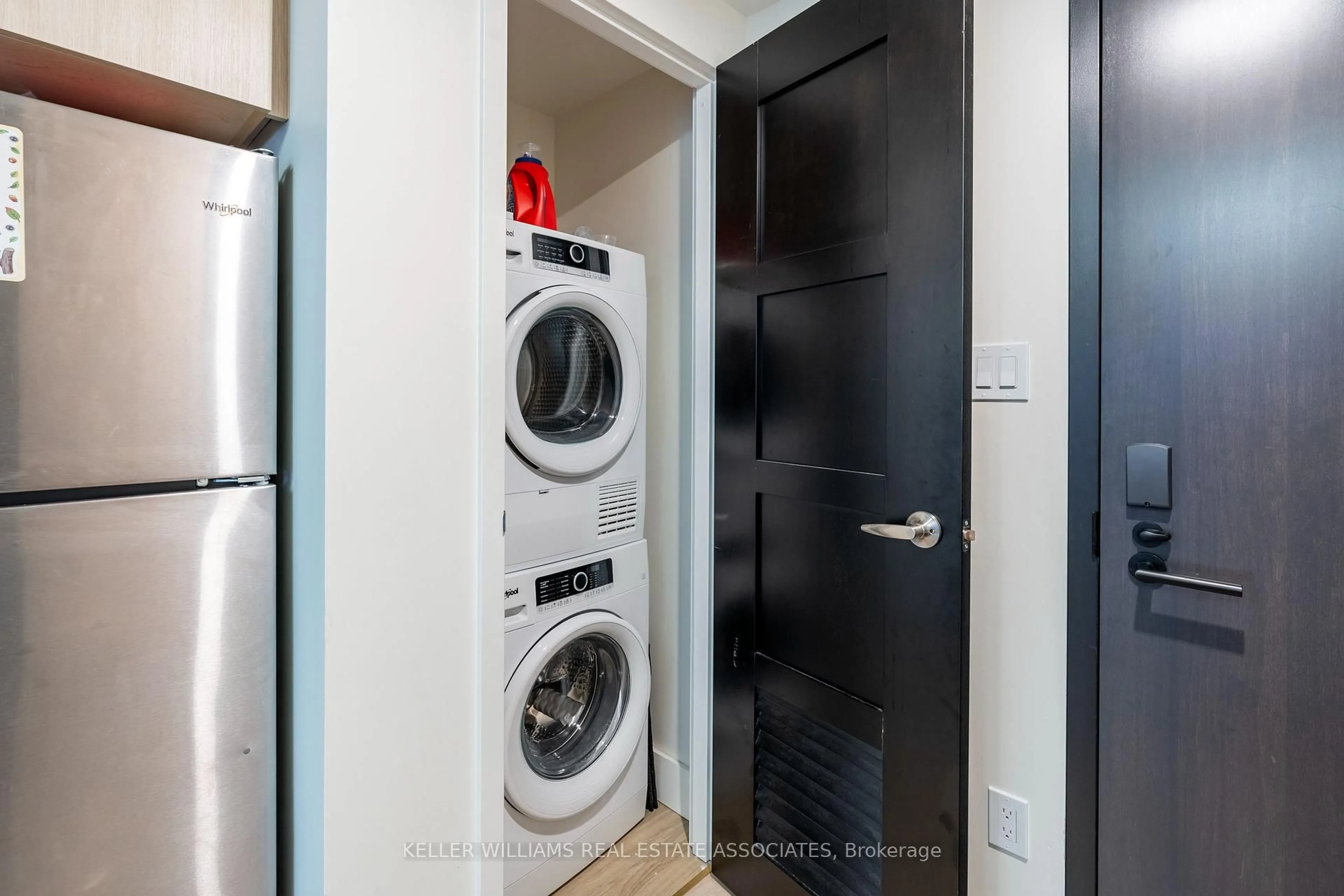 Laundry room for 145 Columbia St #514, Waterloo Ontario N2L 0K7