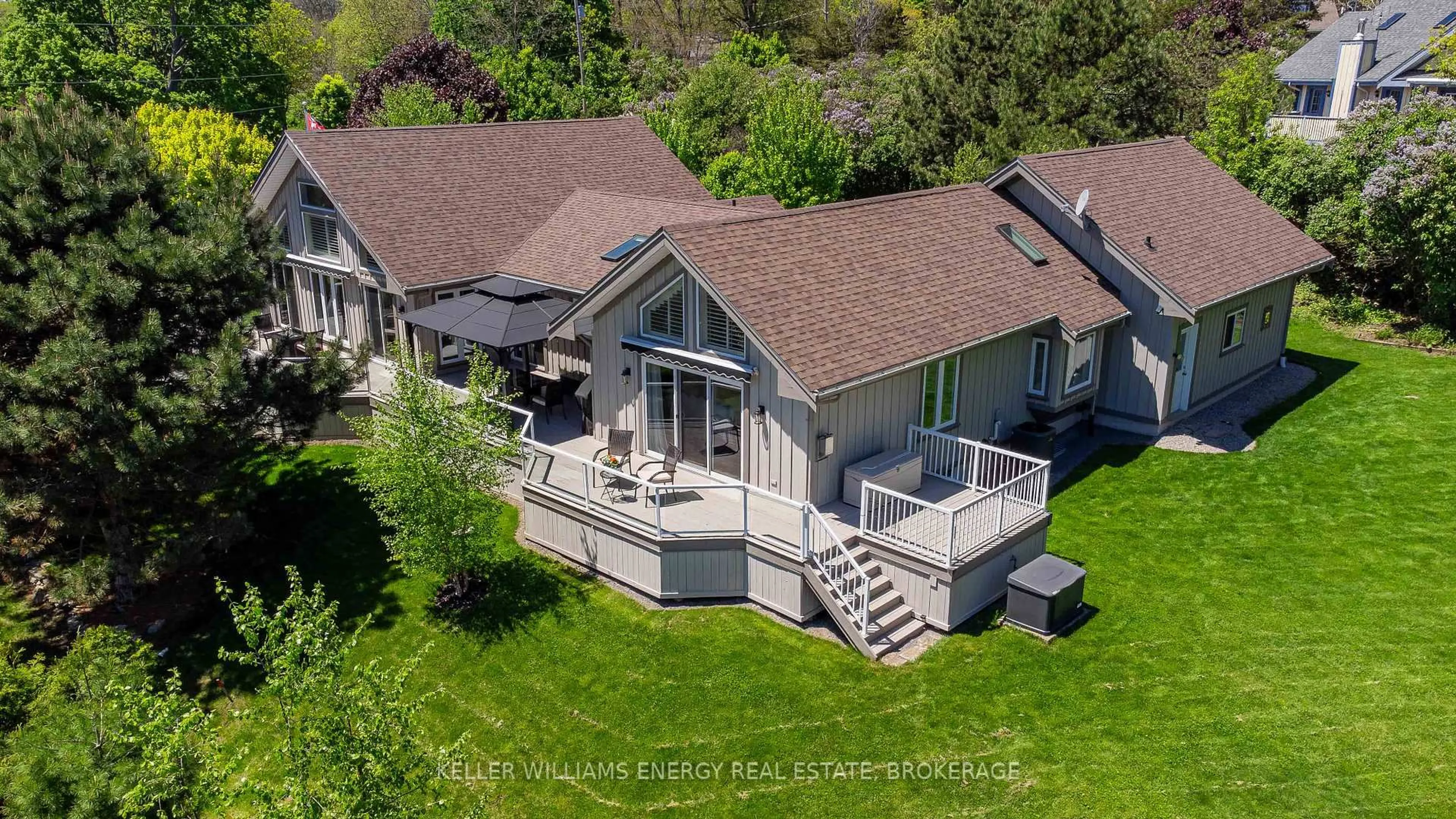 A pic from outside/outdoor area/front of a property/back of a property/a pic from drone, unknown for 43 Smiths Bay Ave, Prince Edward County Ontario K0K 2T0