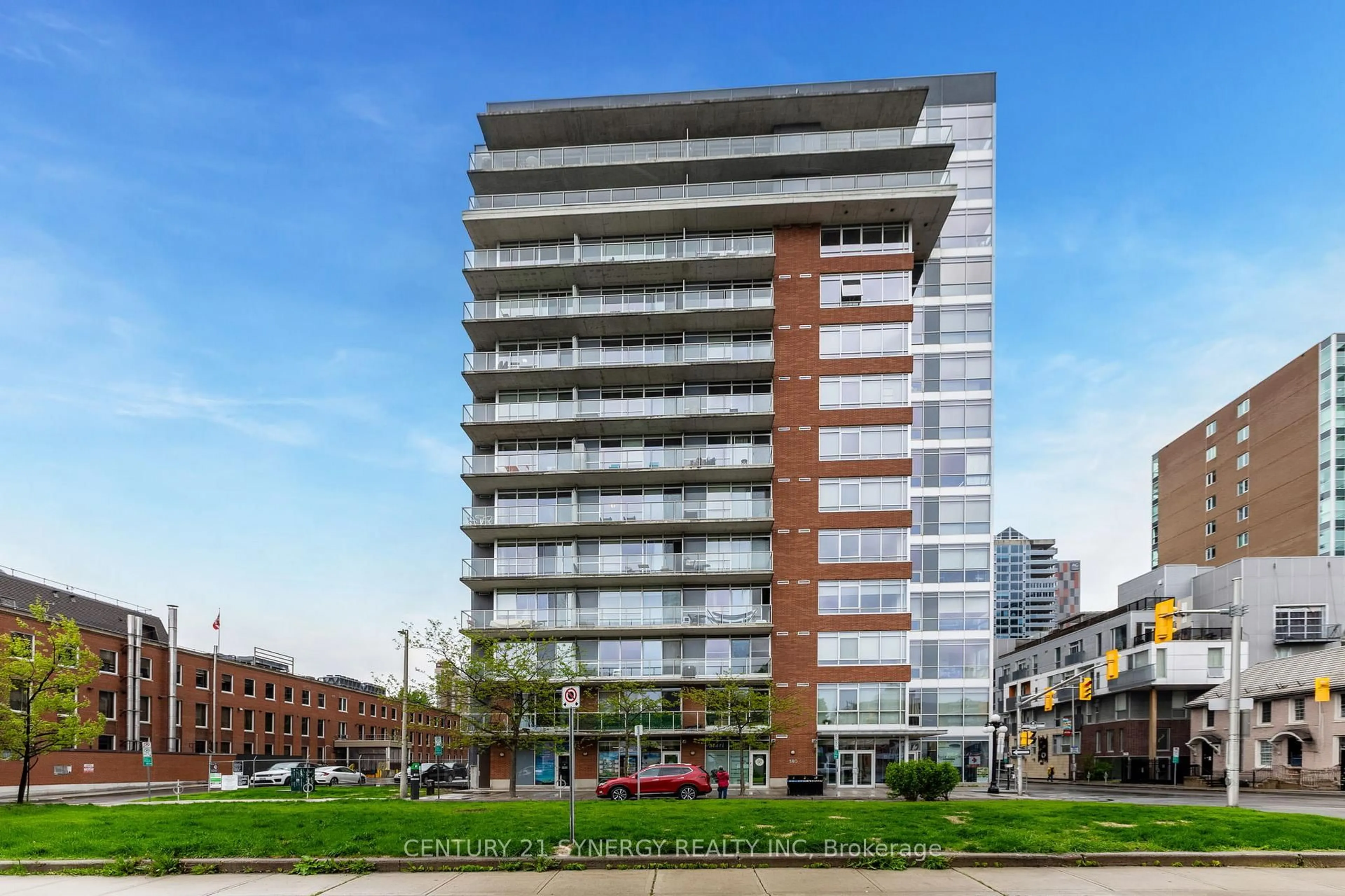 Unknown for 180 York St #610, Ottawa Ontario K1N 1J6