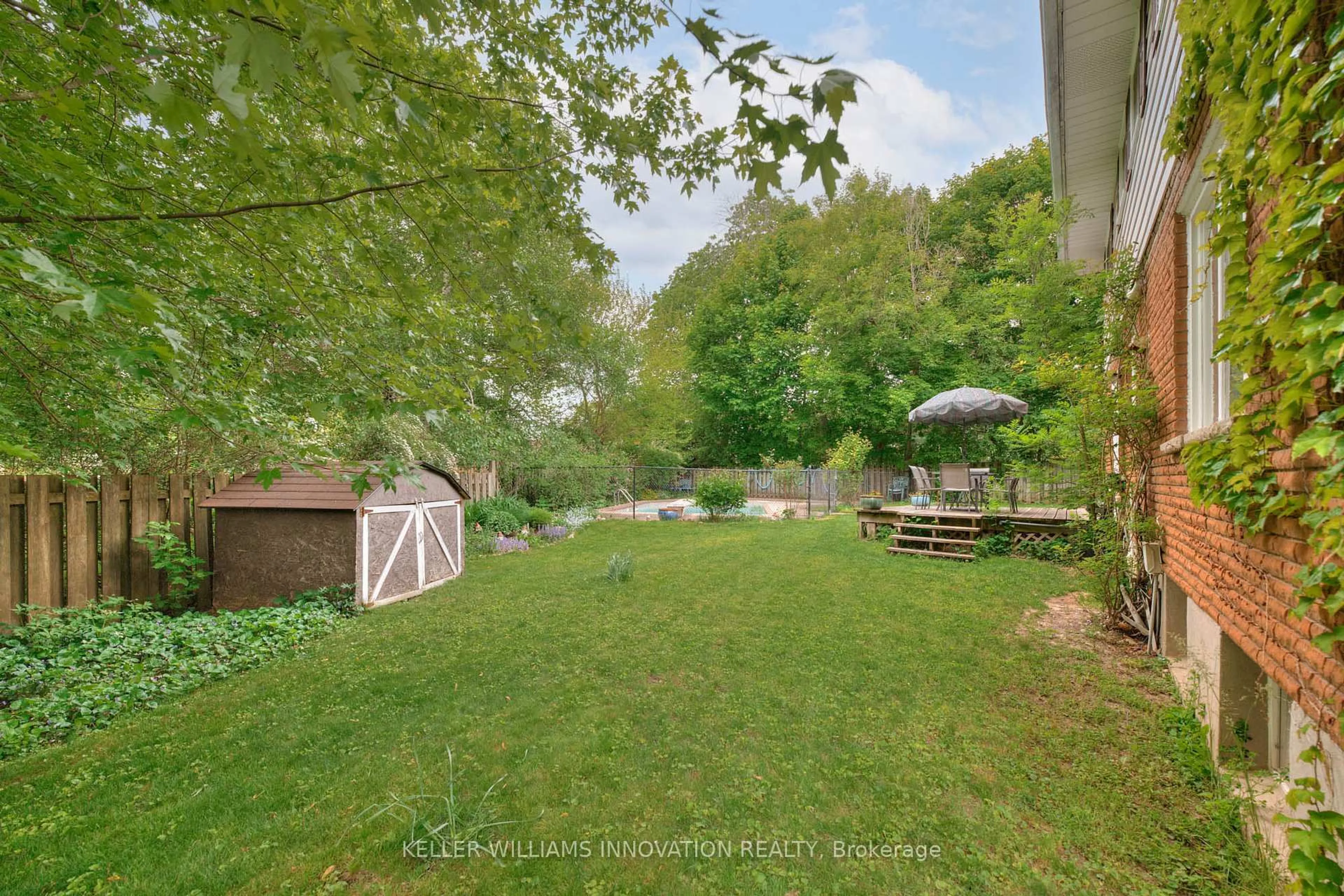 Patio, forest/trees view for 361 Coleridge Pl, Waterloo Ontario N2L 2V7