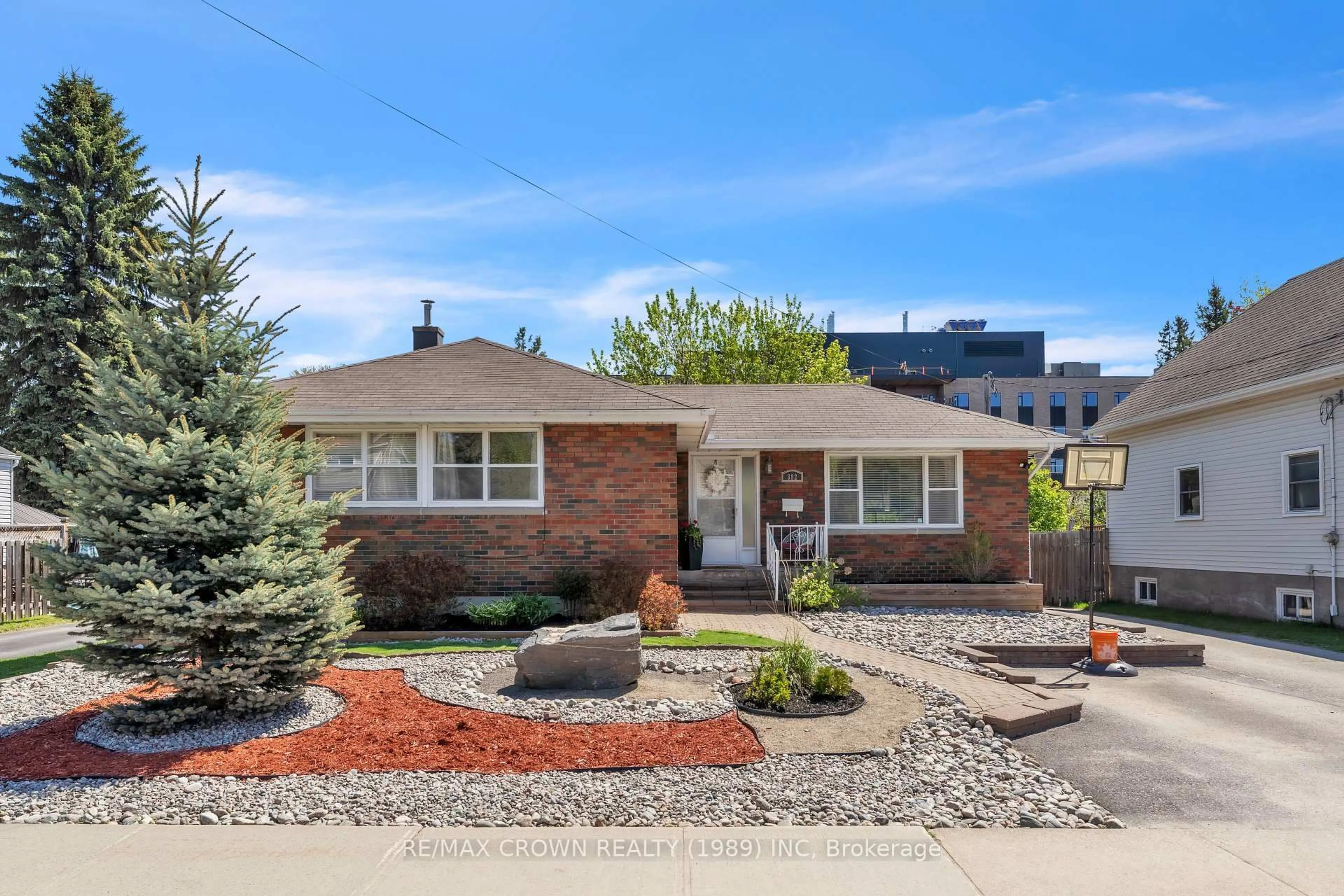 Home with brick exterior material, street for 382 Aubrey St, North Bay Ontario P1B 6H9