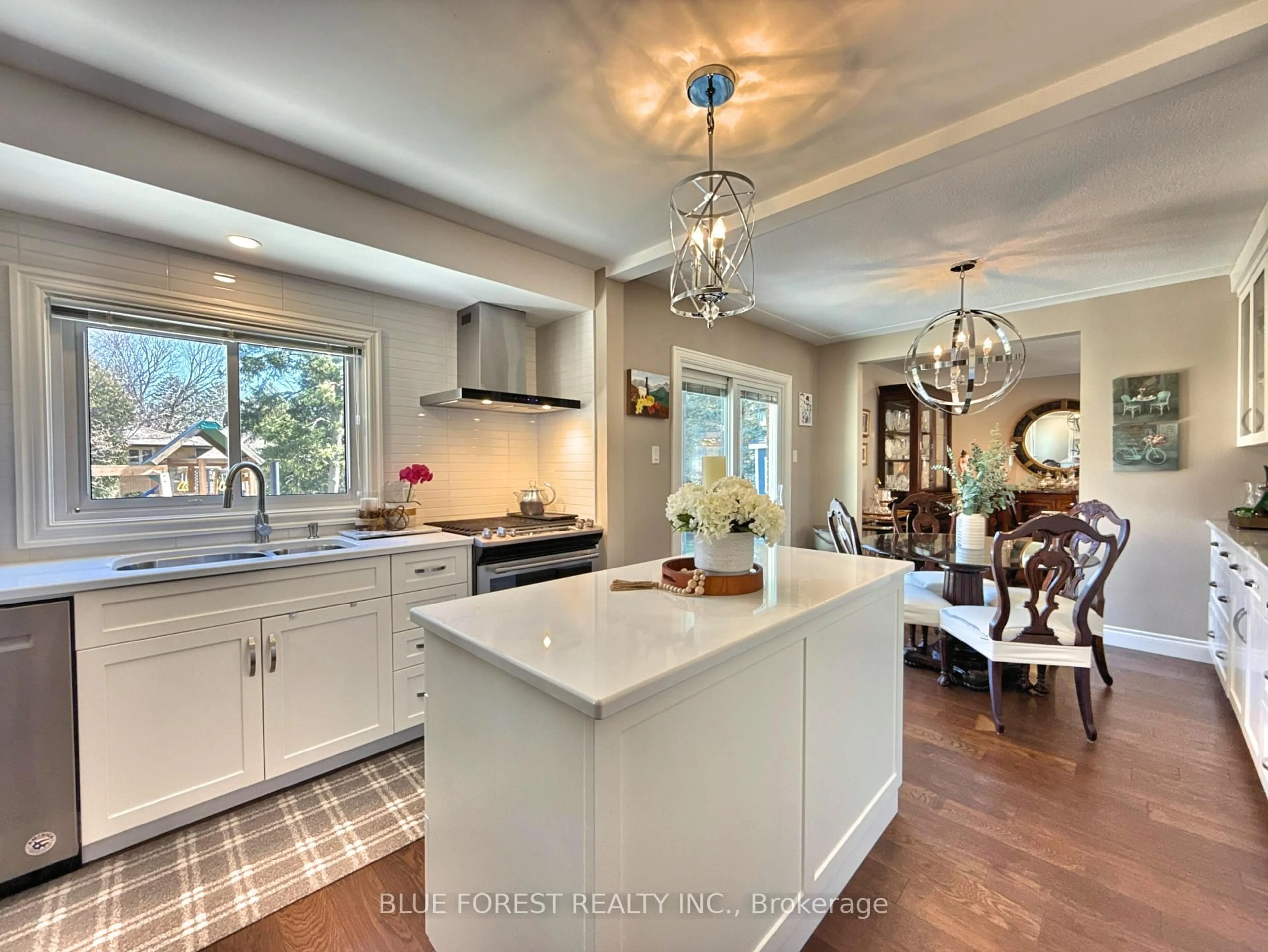 Open concept kitchen, ceramic/tile floor for 14 Rockingham Crt, London South Ontario N6C 4L8