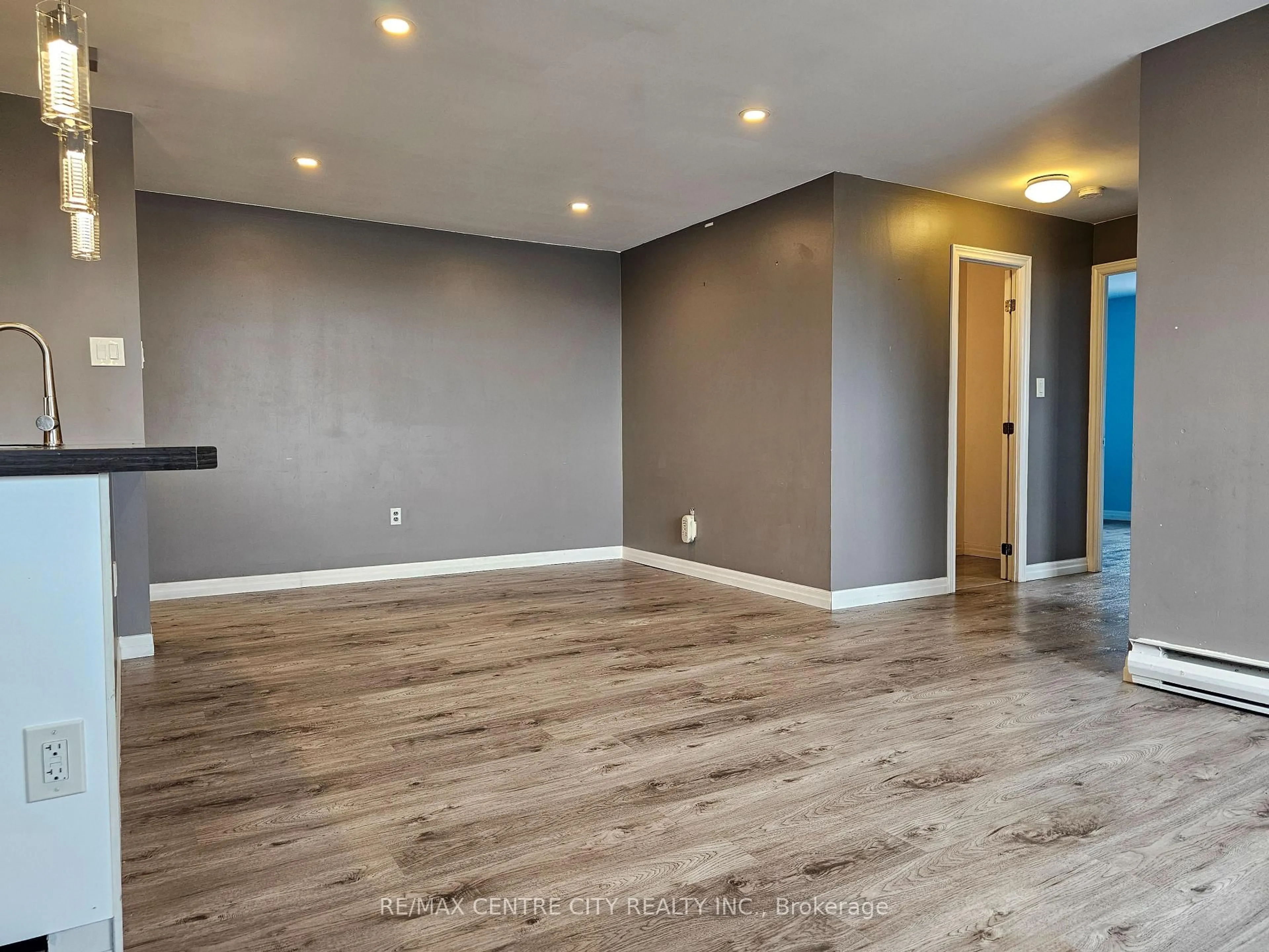 A pic of a room for 1102 Jalna Blvd #601, London South Ontario N6E 1X8