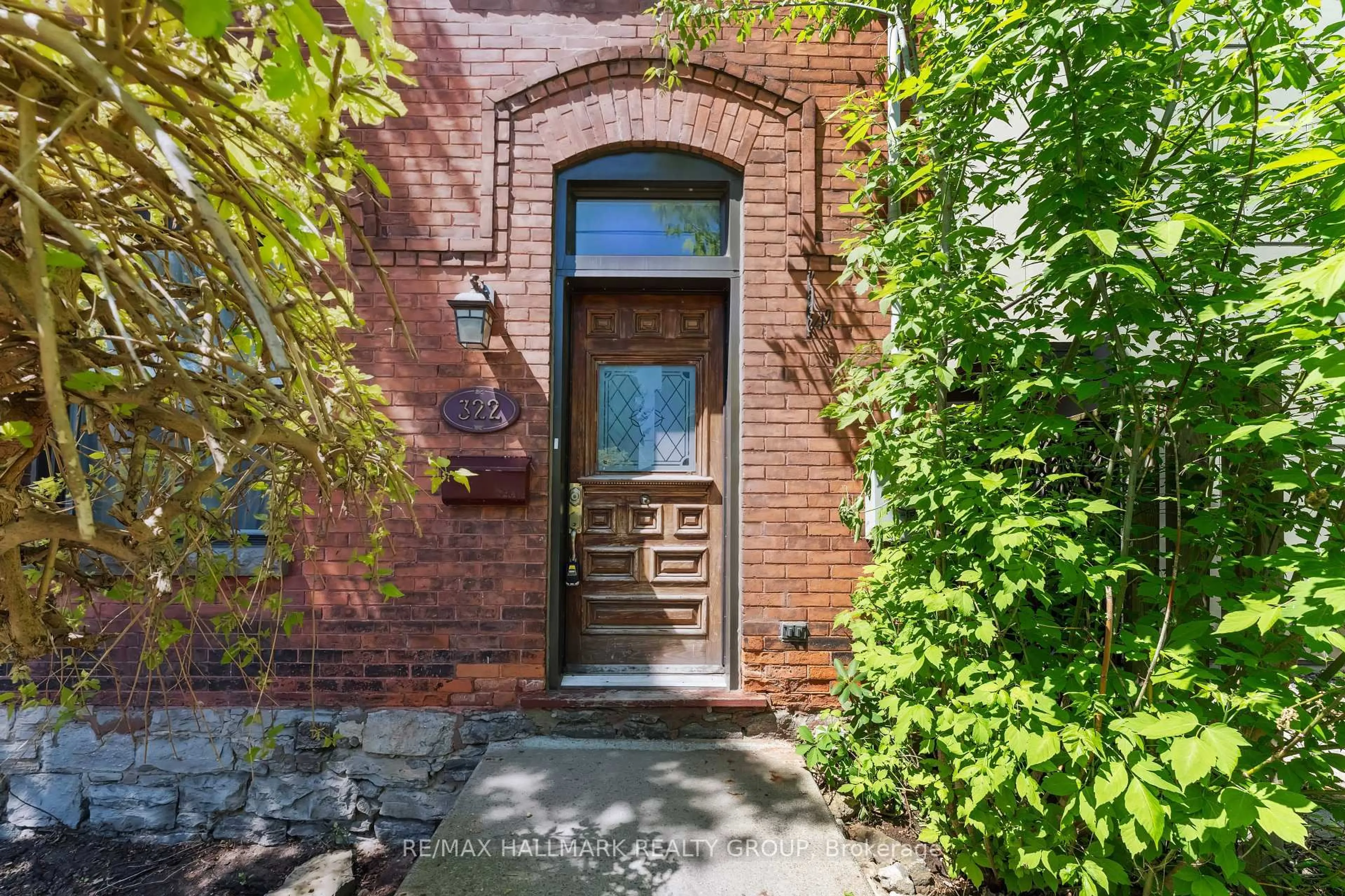 Home with brick exterior material, street for 322 Booth St, Ottawa Ontario K1R 7K2