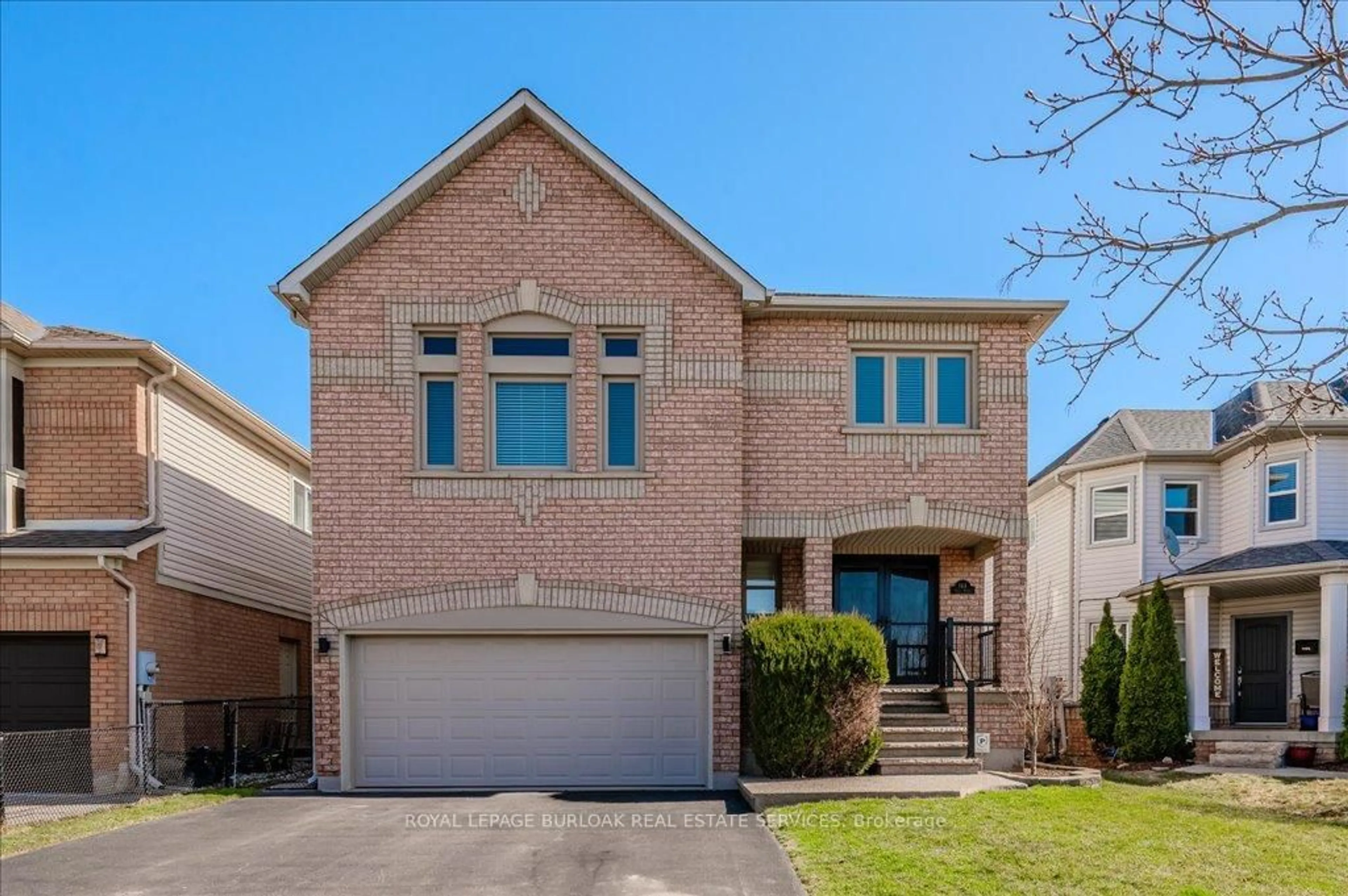 Home with brick exterior material, street for 144 Riley St, Hamilton Ontario L8B 0J7