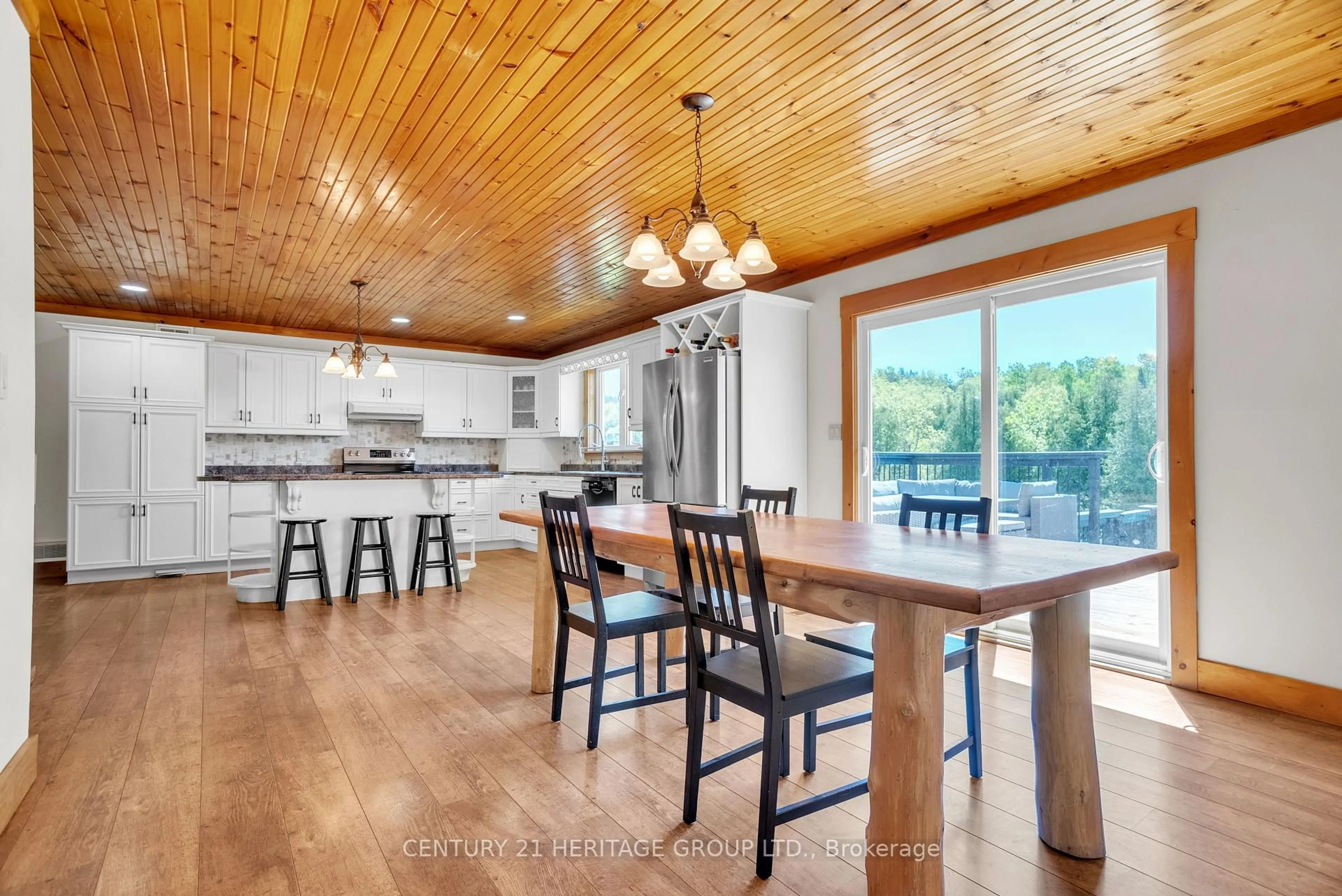 Open concept kitchen, wood/laminate floor for 1258 Shannon Rd, Tyendinaga Ontario K0K 2V0