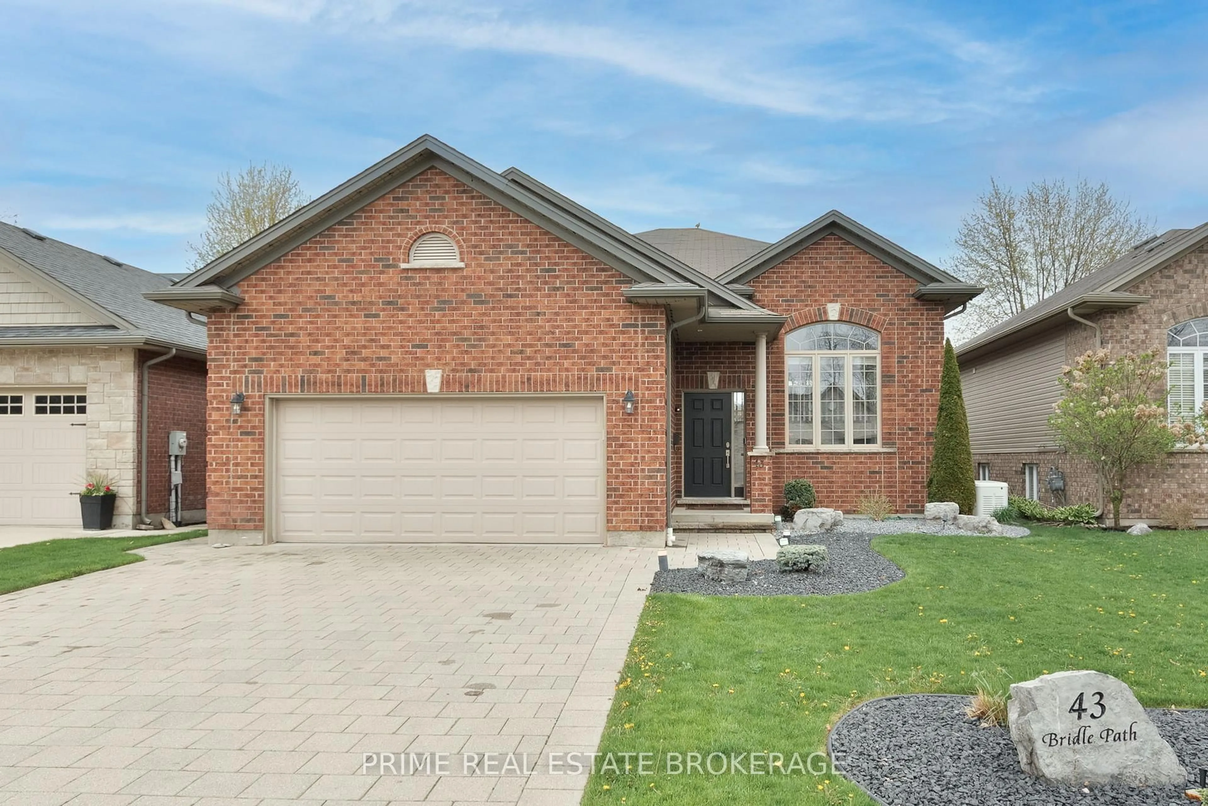 Home with brick exterior material, street for 43 Bridle Path, Strathroy-Caradoc Ontario N7G 4K4