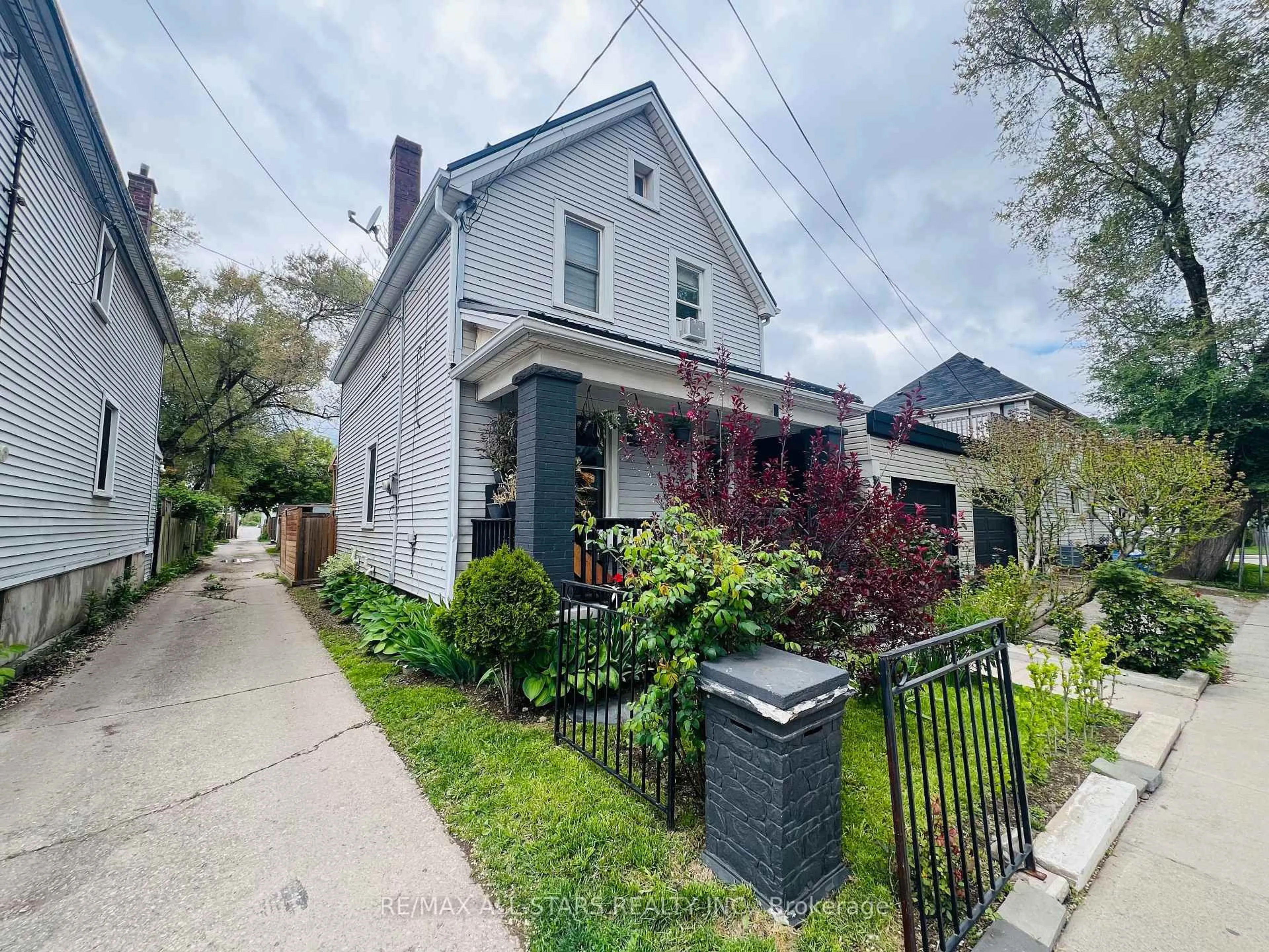 Unknown for 47 Douglas Ave, Hamilton Ontario L8L 5R1