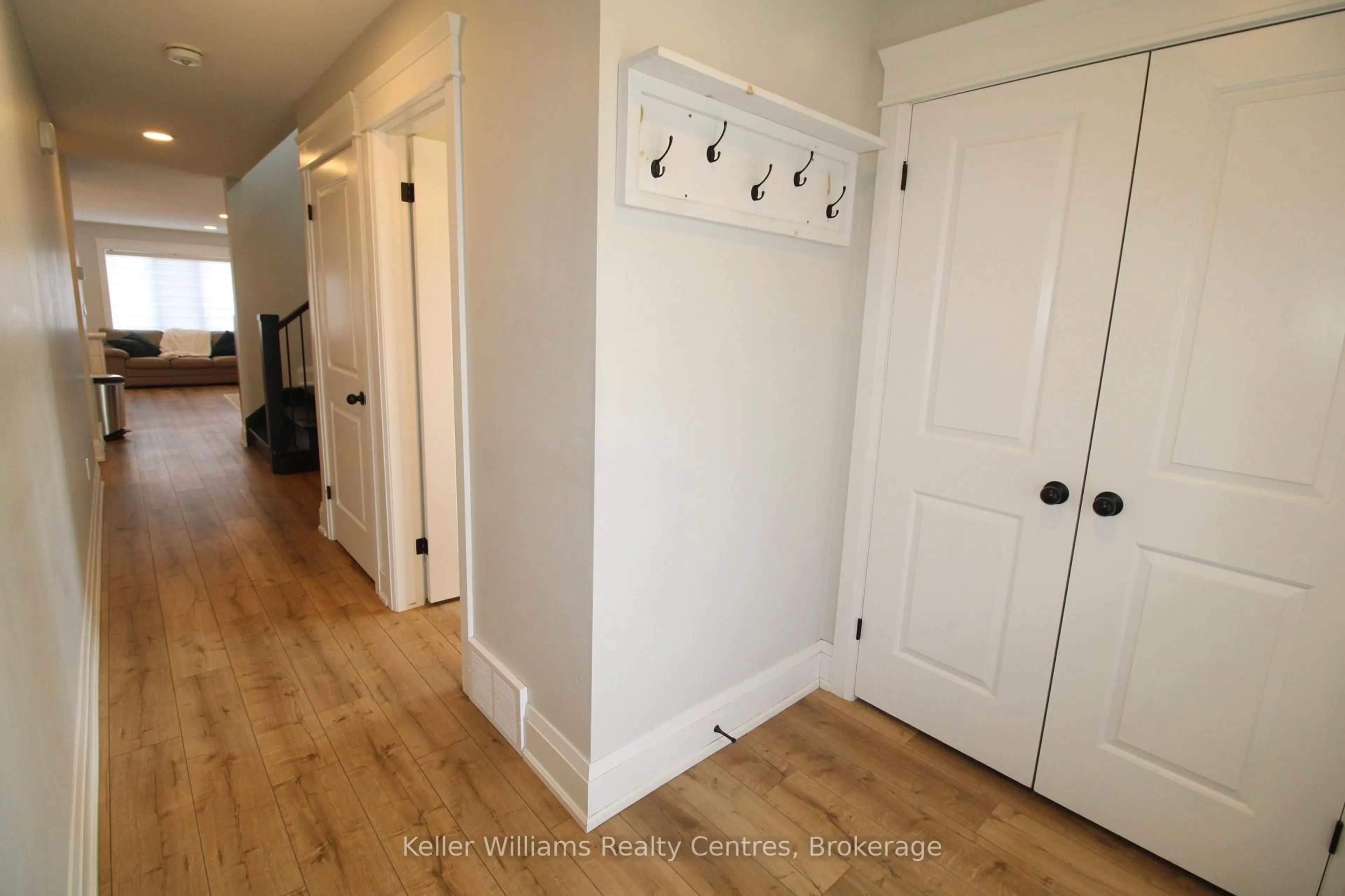 Indoor entryway for 245 Eccles Ave, West Grey Ontario N0G 1R0