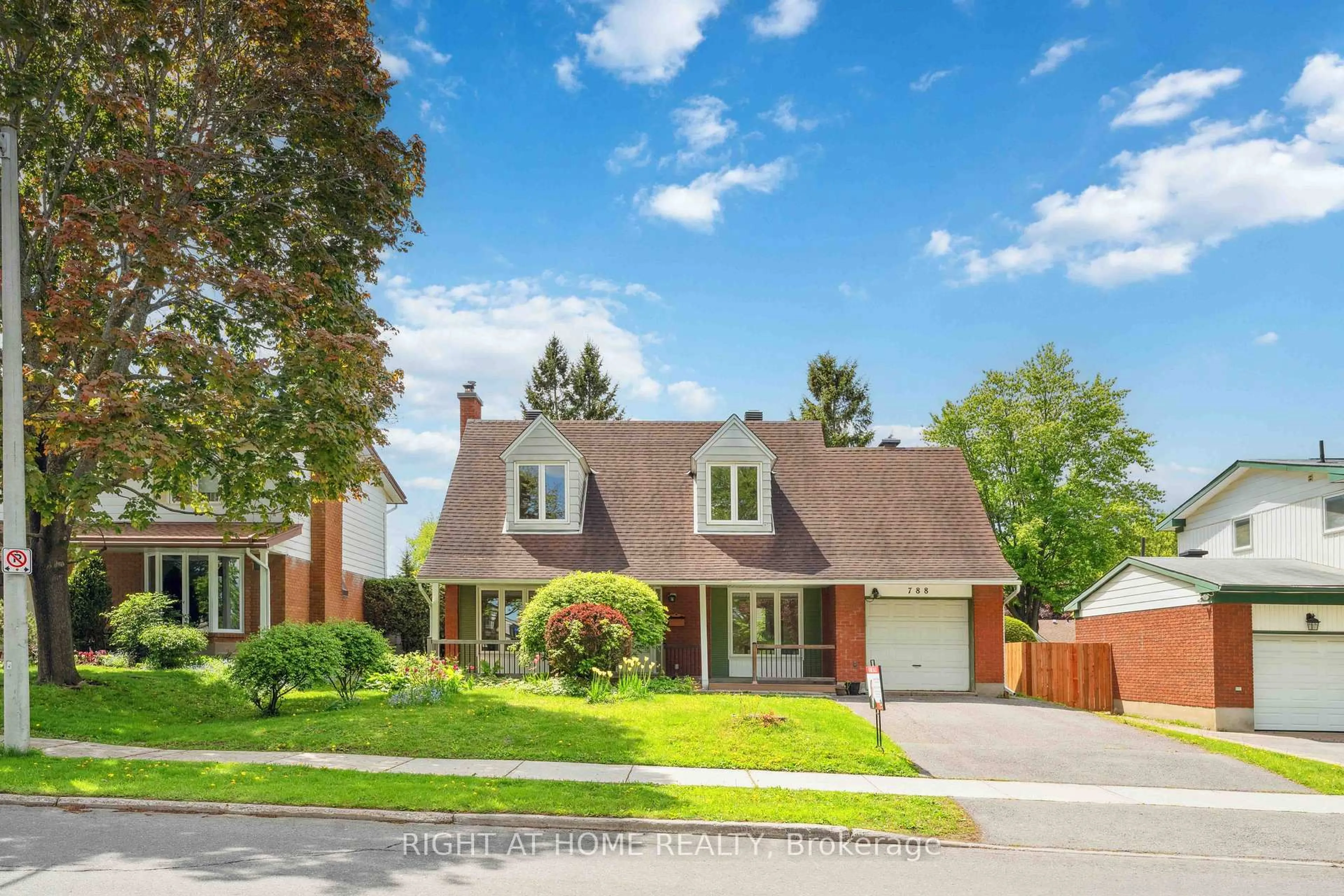 Home with brick exterior material, street for 788 Eastvale Dr, Ottawa Ontario K1J 7A1