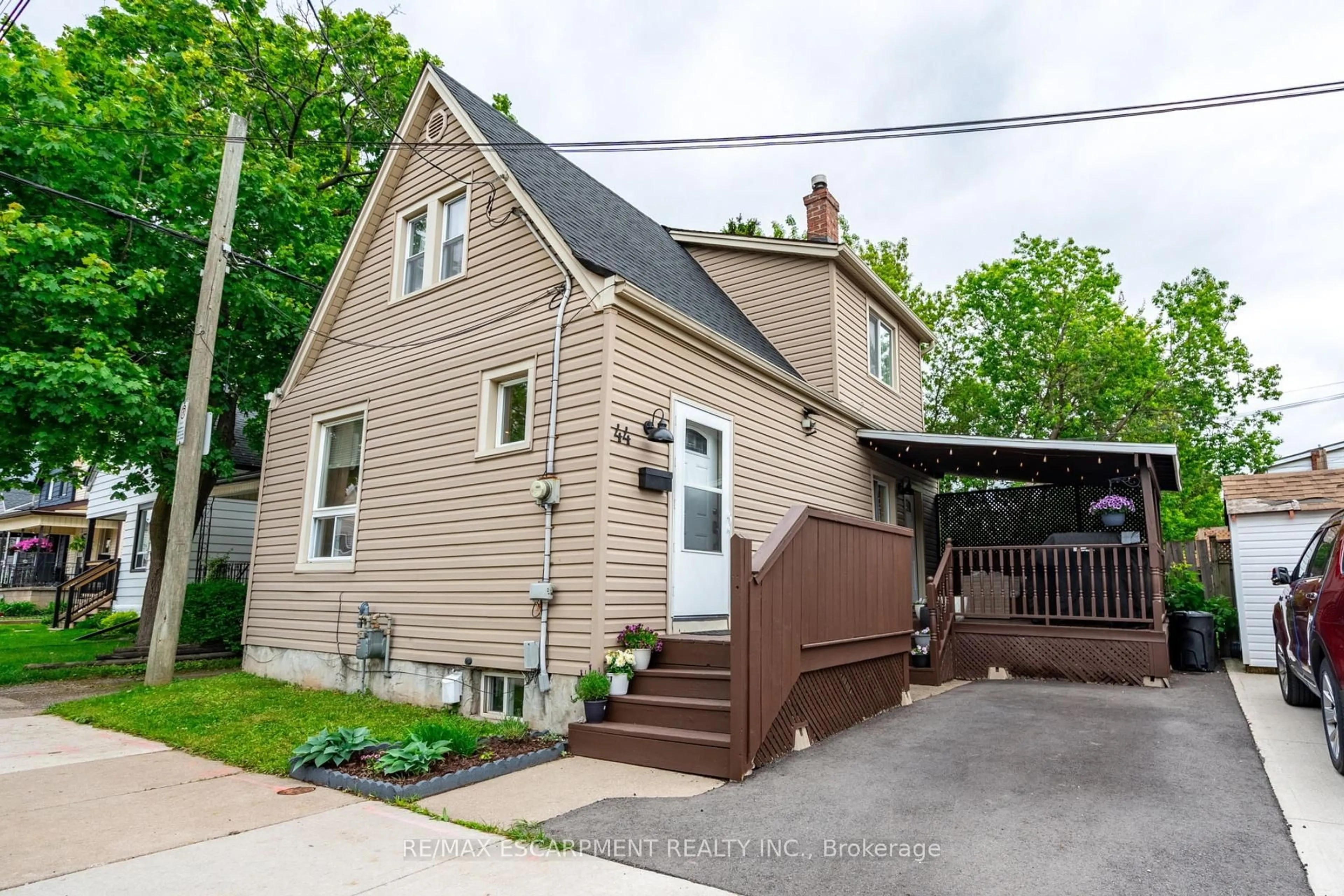 Unknown for 44 Fairview Ave, Hamilton Ontario L8L 7B6