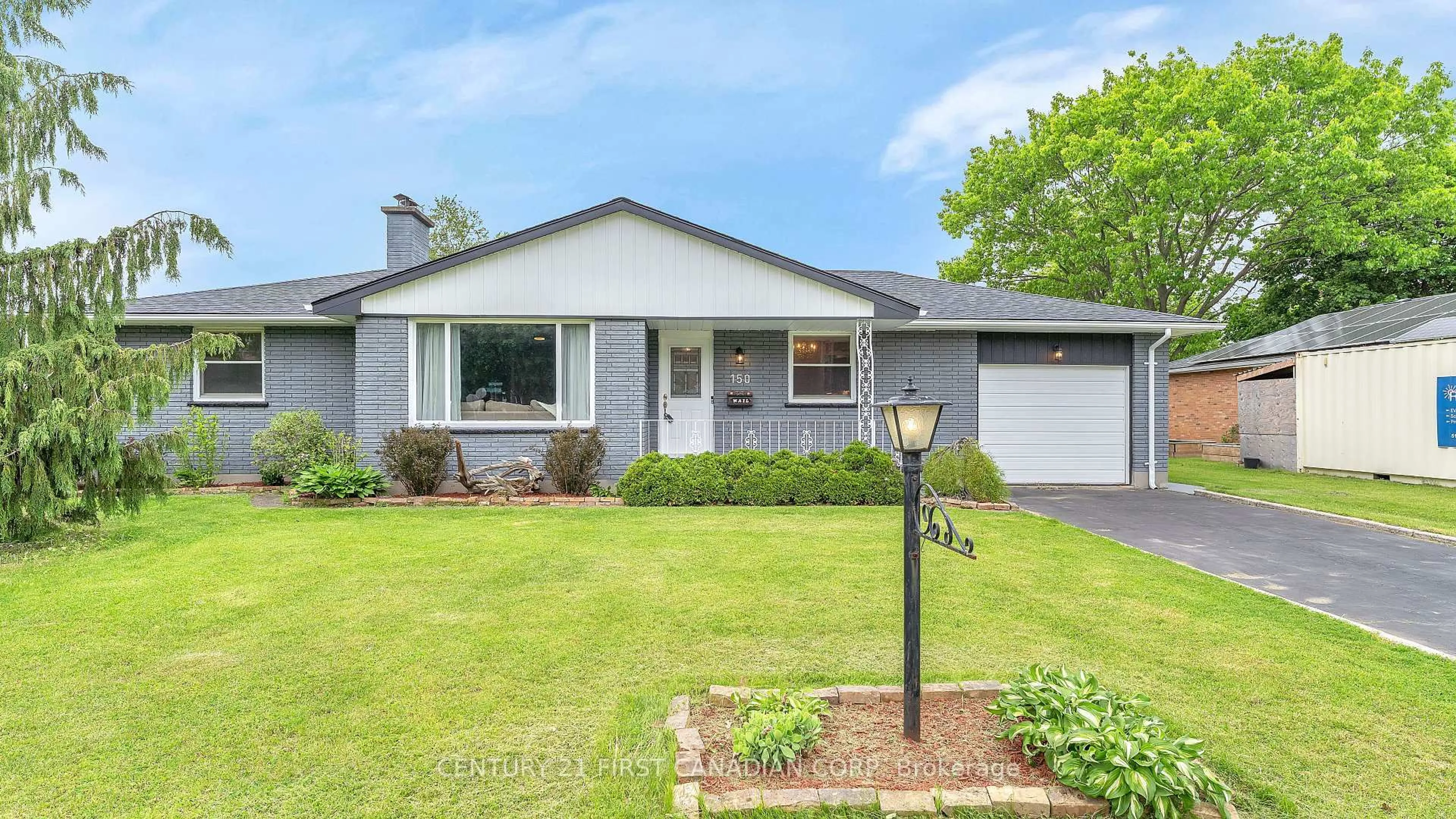 Home with vinyl exterior material, street for 150 Rutherford Ave, Aylmer Ontario N5H 2N8