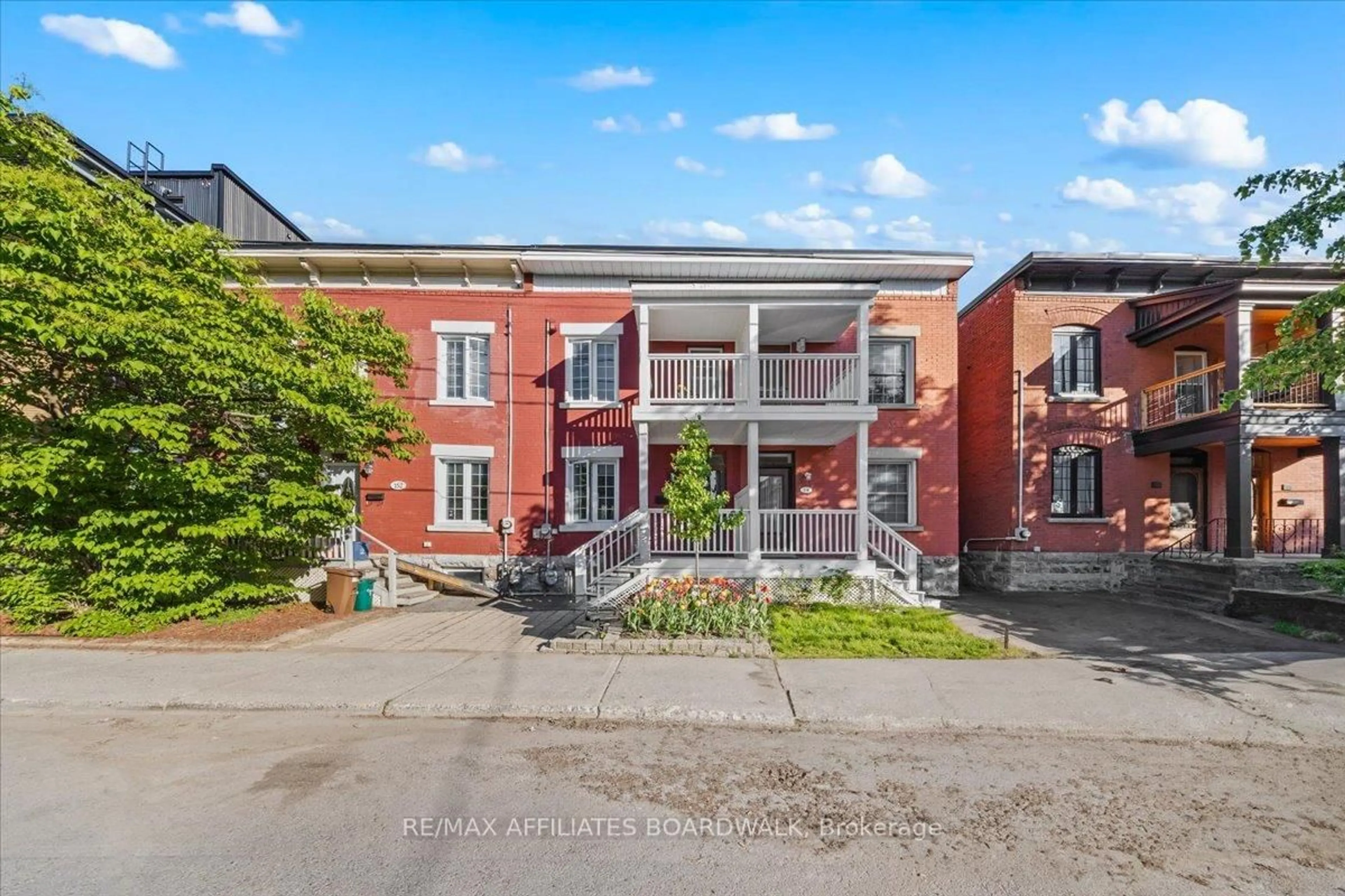 Home with brick exterior material, building for 154 ARLINGTON Ave, Ottawa Ontario K1R 5S7