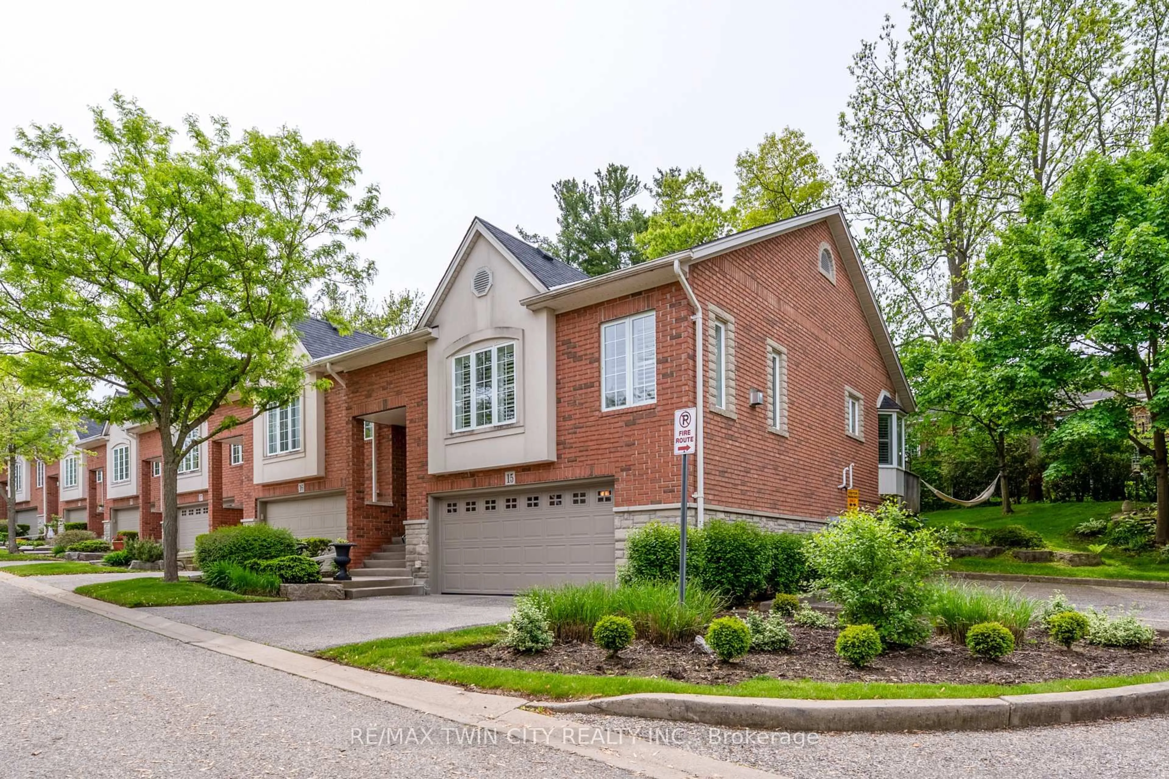 Home with brick exterior material, street for 24 Hardy Rd #15, Brantford Ontario N3T 5K6