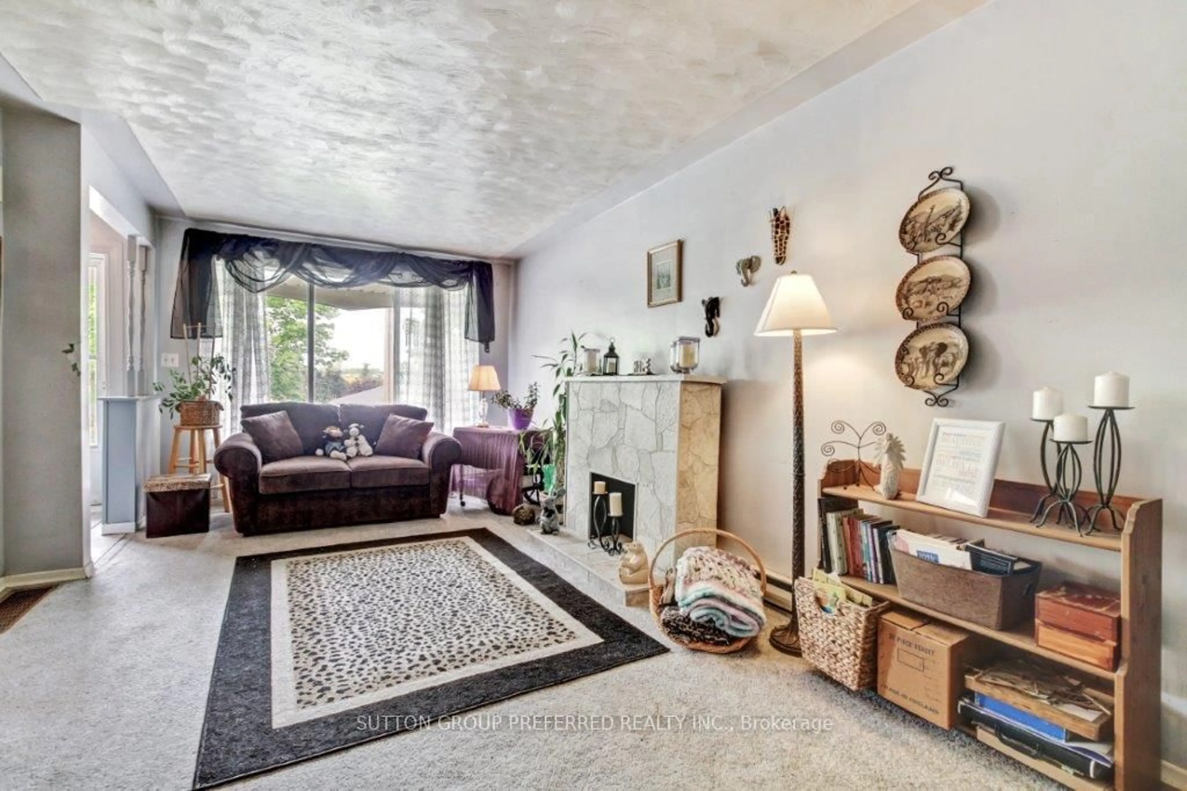 Living room with furniture, unknown for 27A WARREN Rd, Norfolk Ontario N3Y 2J7