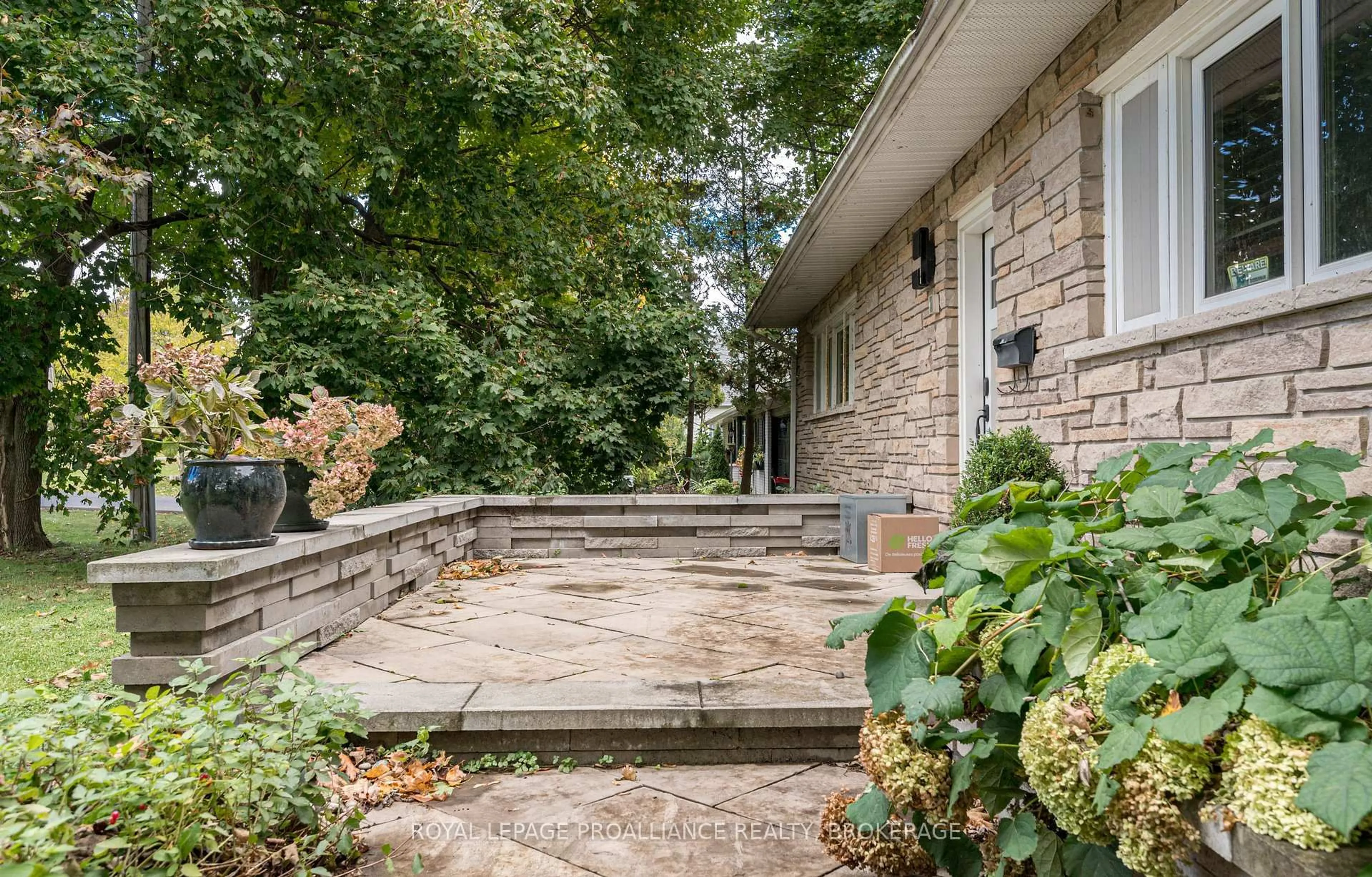 Patio, street for 4420 Bath Rd, Loyalist Ontario K7N 1A2