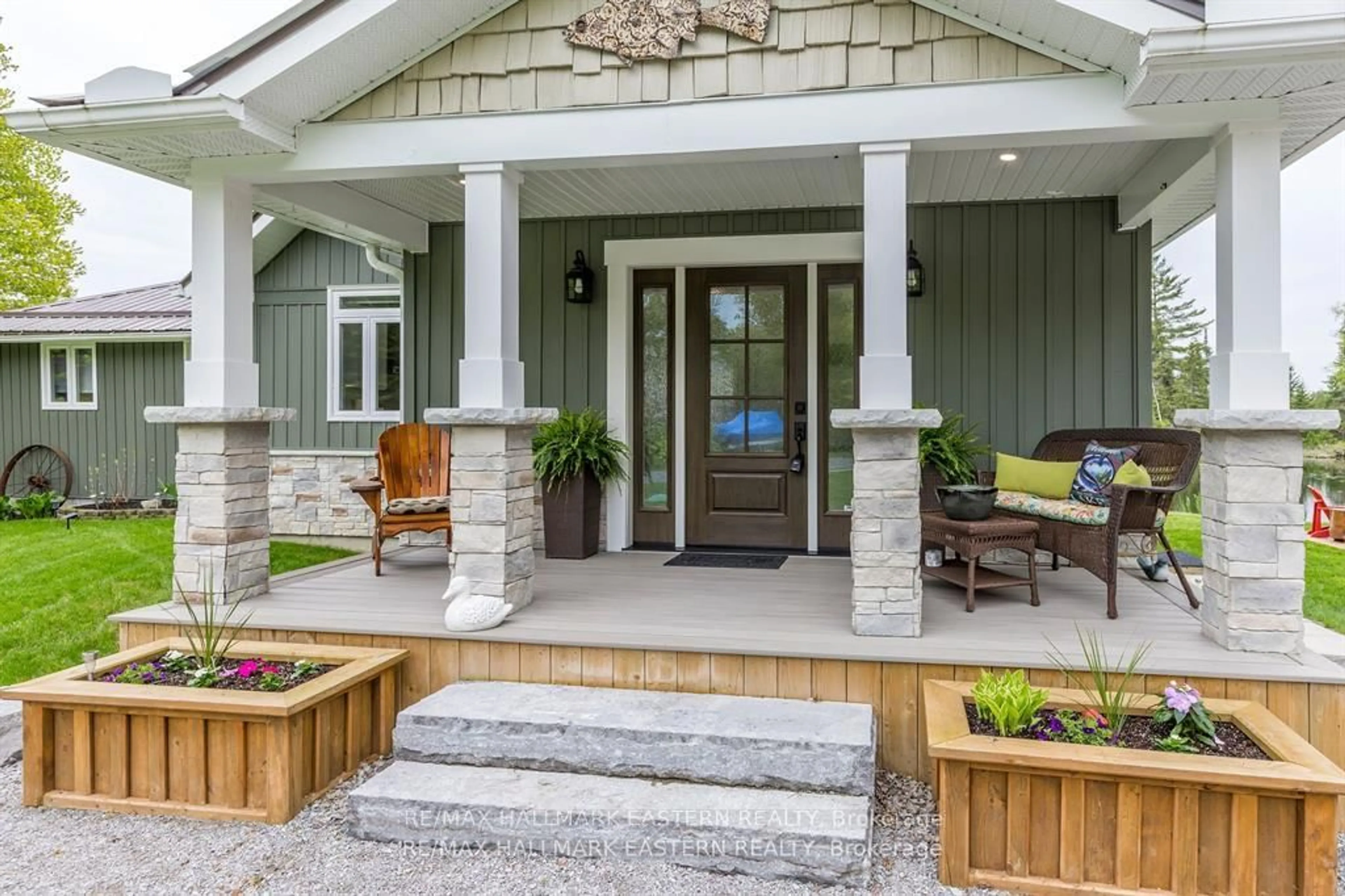 Indoor entryway for 2151 Little Chipmunk Rd, Douro-Dummer Ontario K0L 2H0