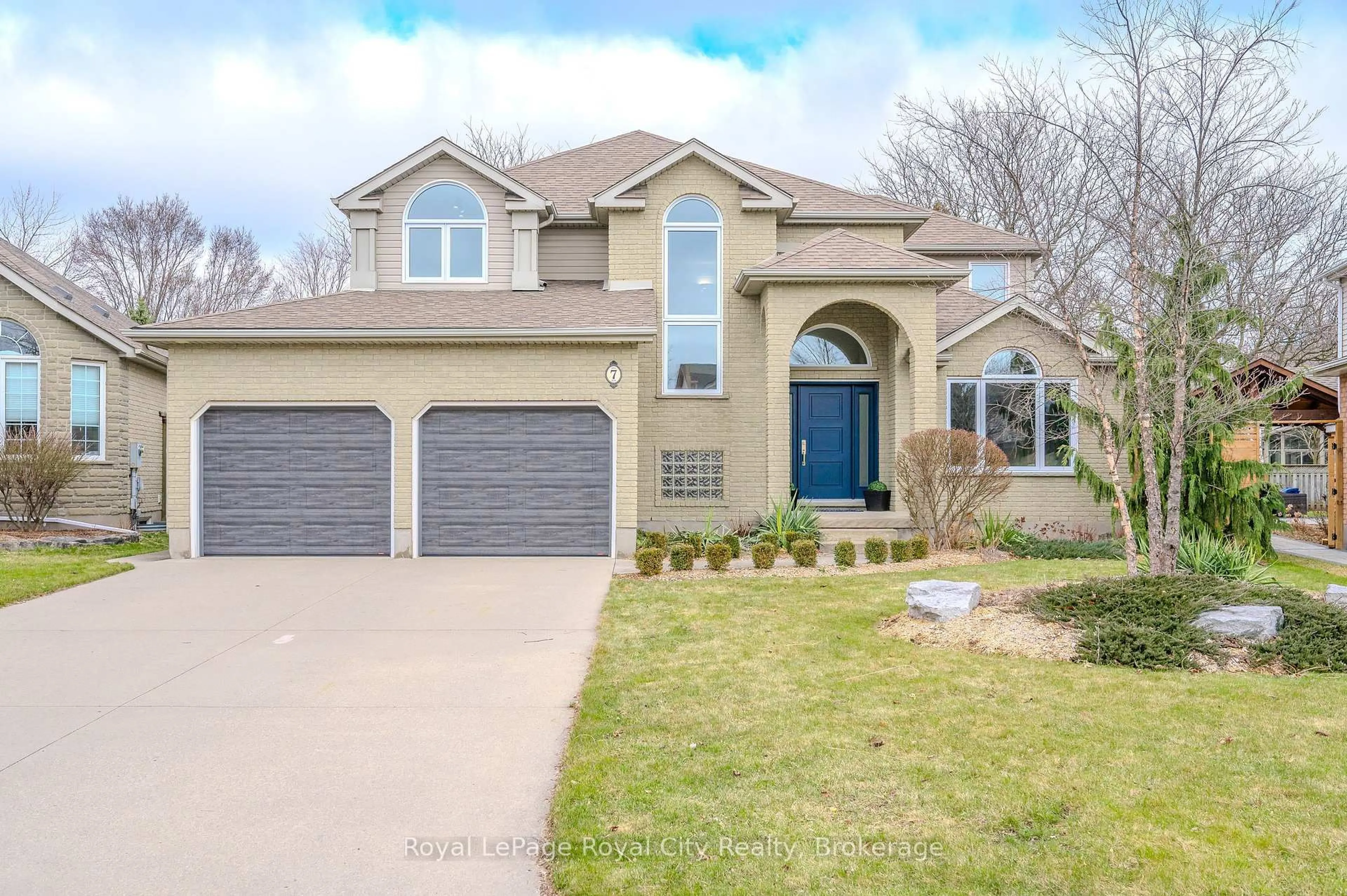Home with brick exterior material, street for 7 Elderberry Crt, Guelph Ontario N1L 1K3