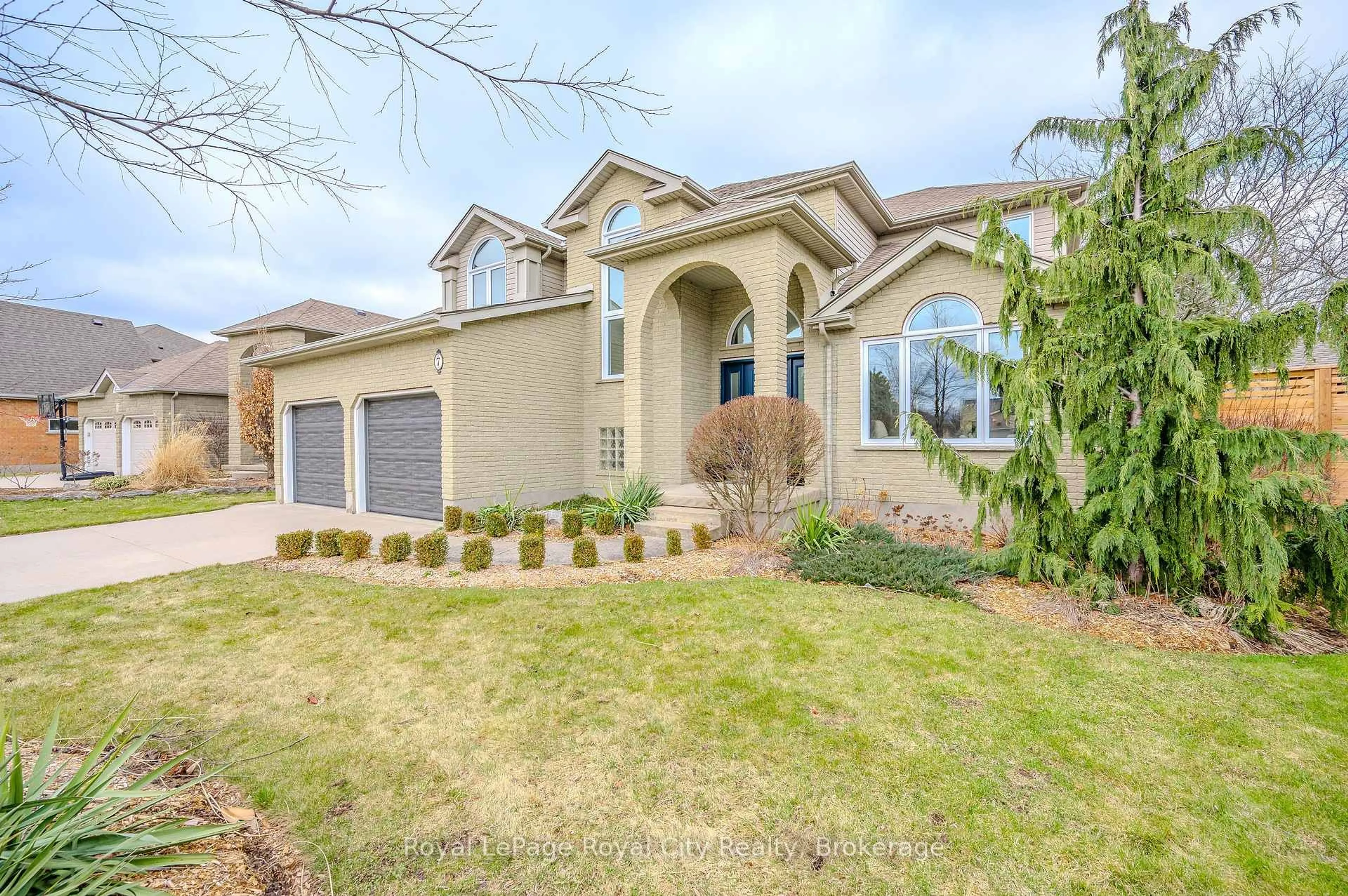 Home with brick exterior material, street for 7 Elderberry Crt, Guelph Ontario N1L 1K3
